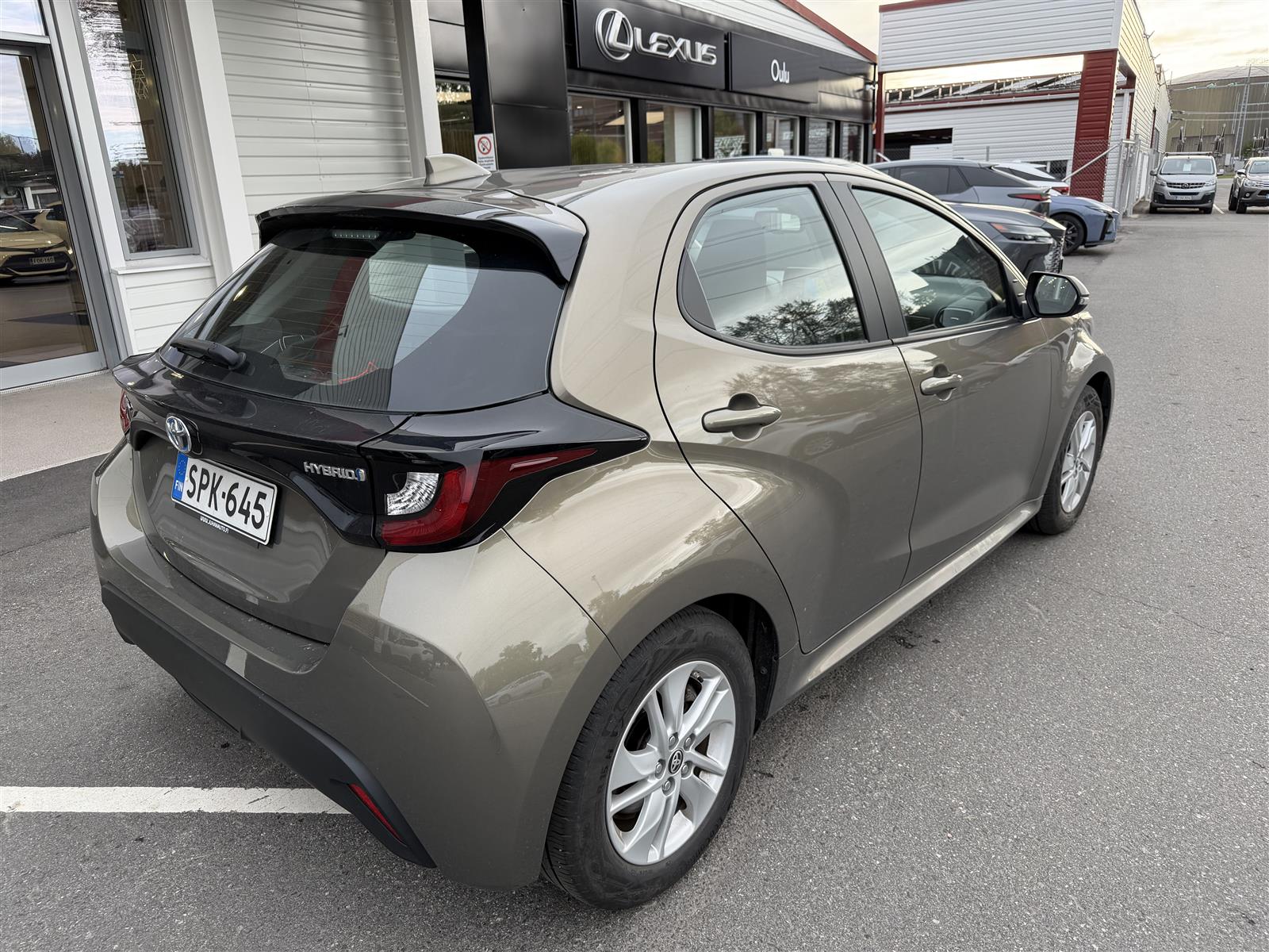 TOYOTA Yaris 2024