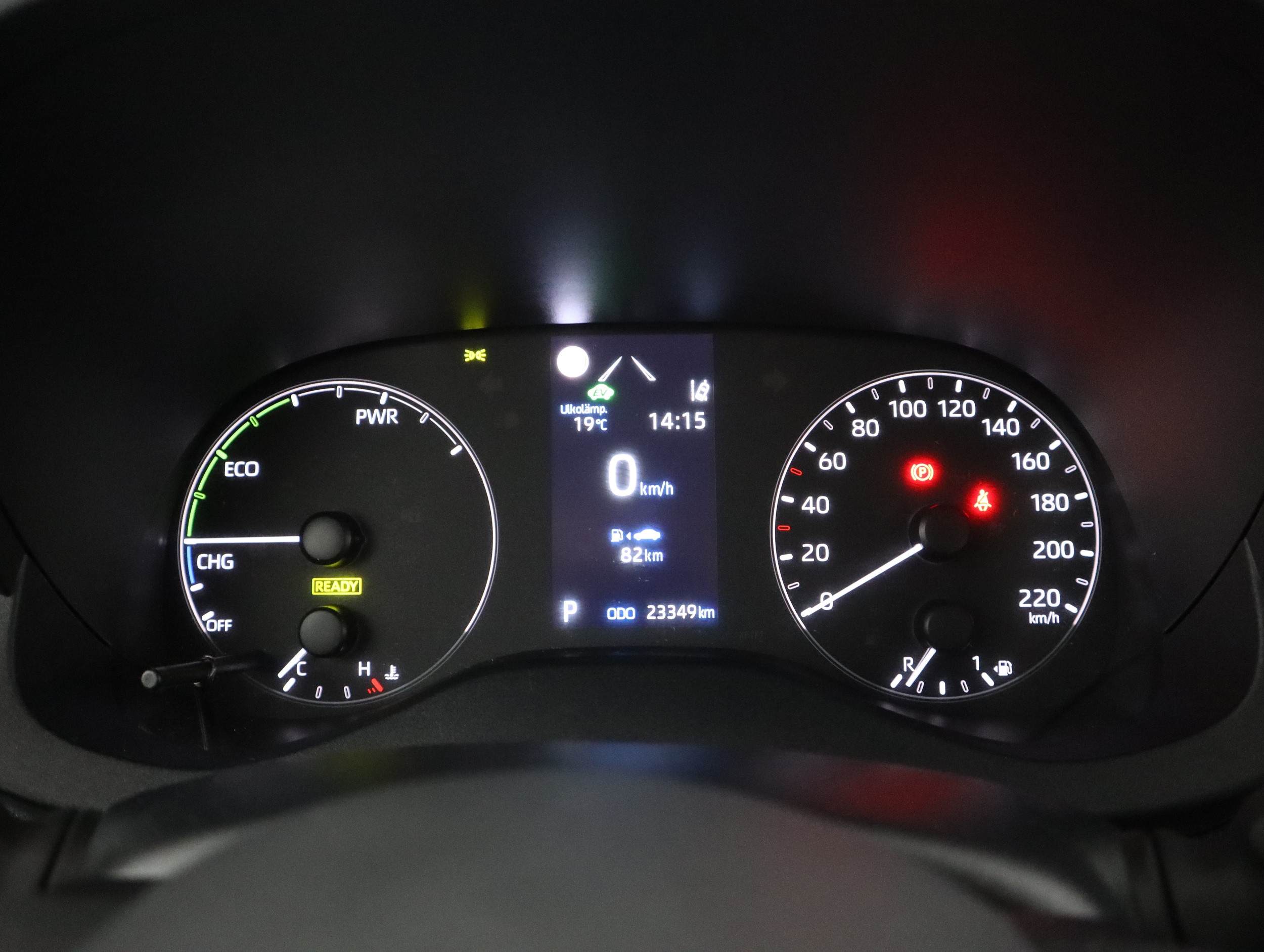TOYOTA Yaris 23