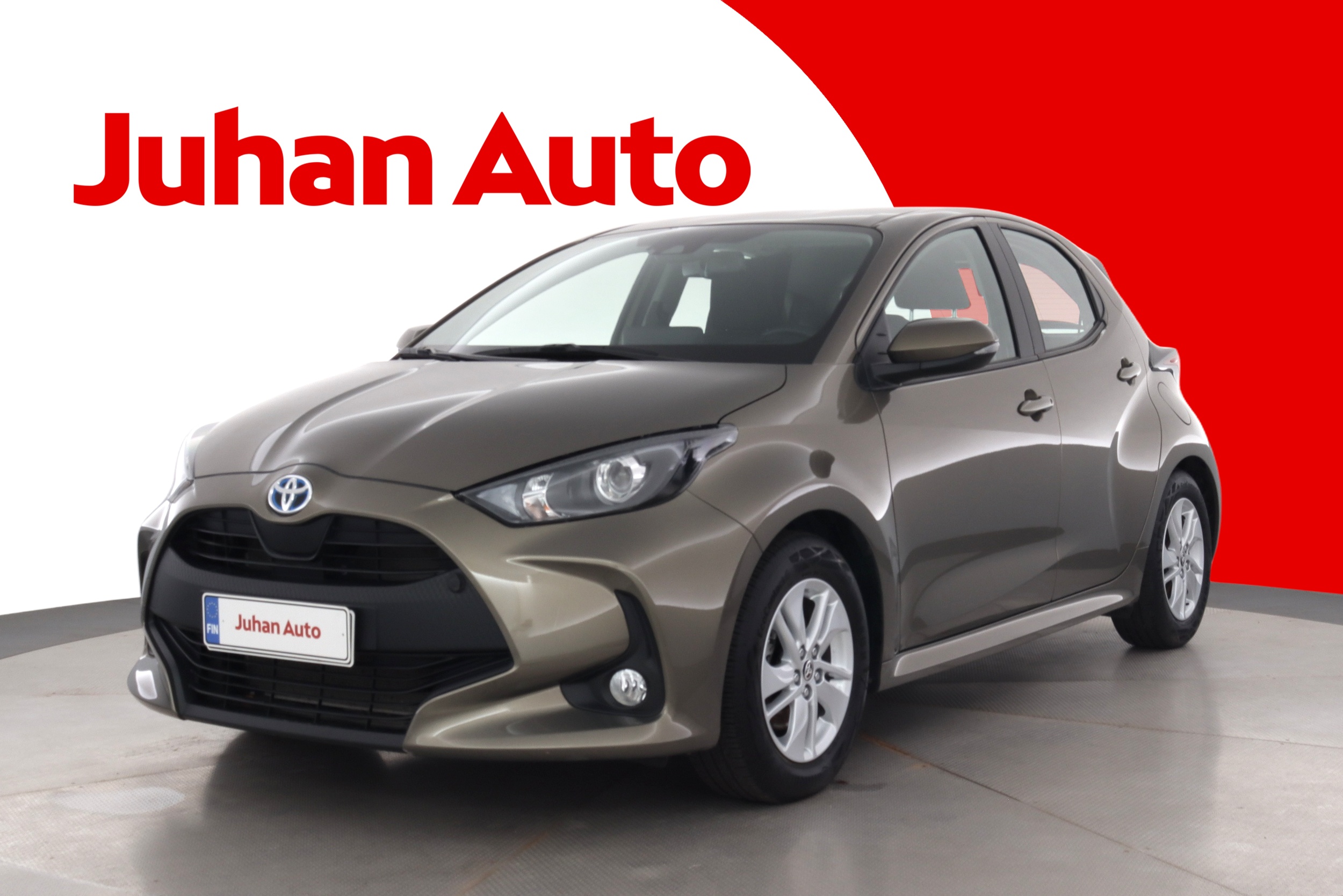 TOYOTA Yaris 6