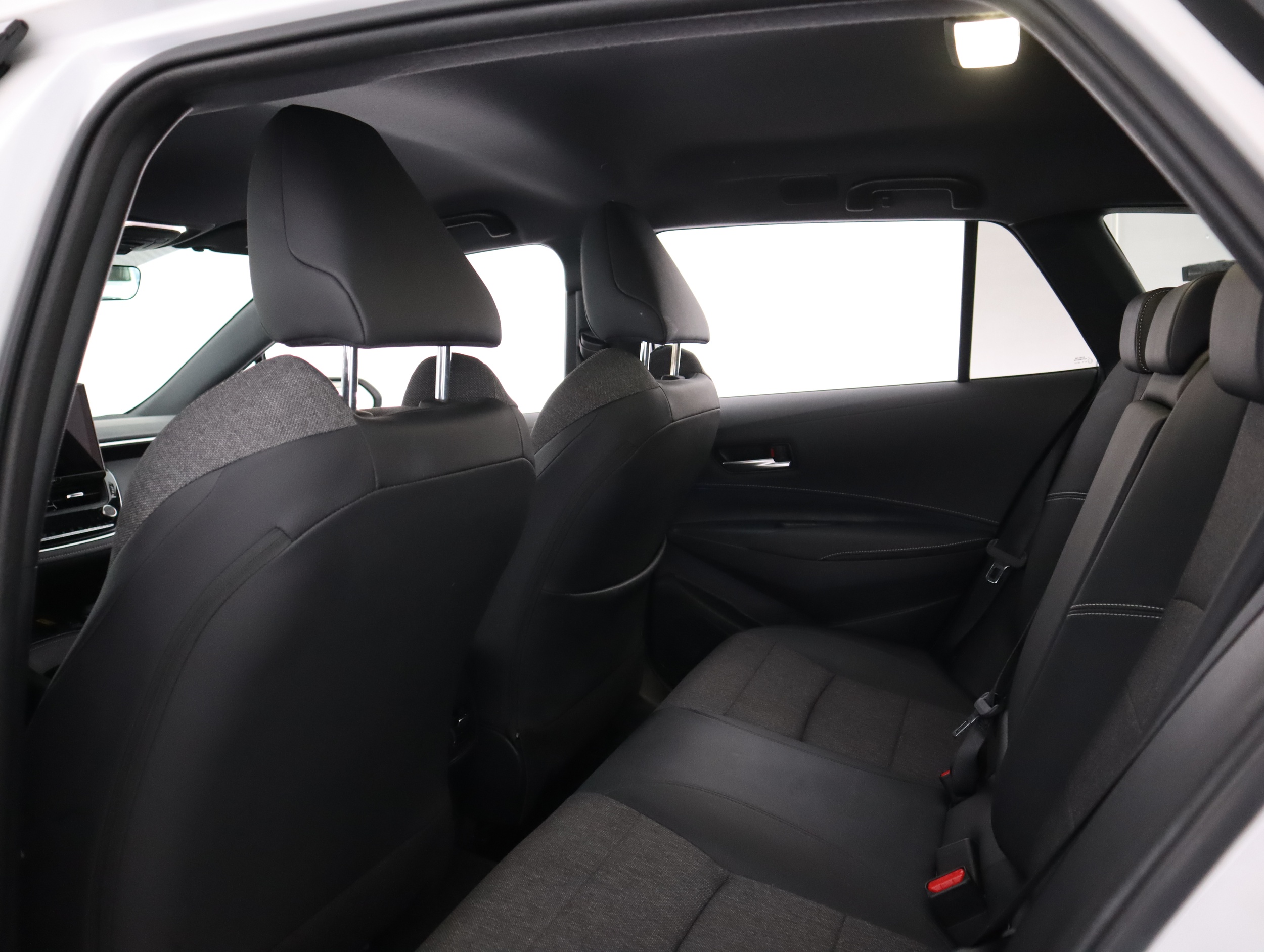TOYOTA Corolla 2024