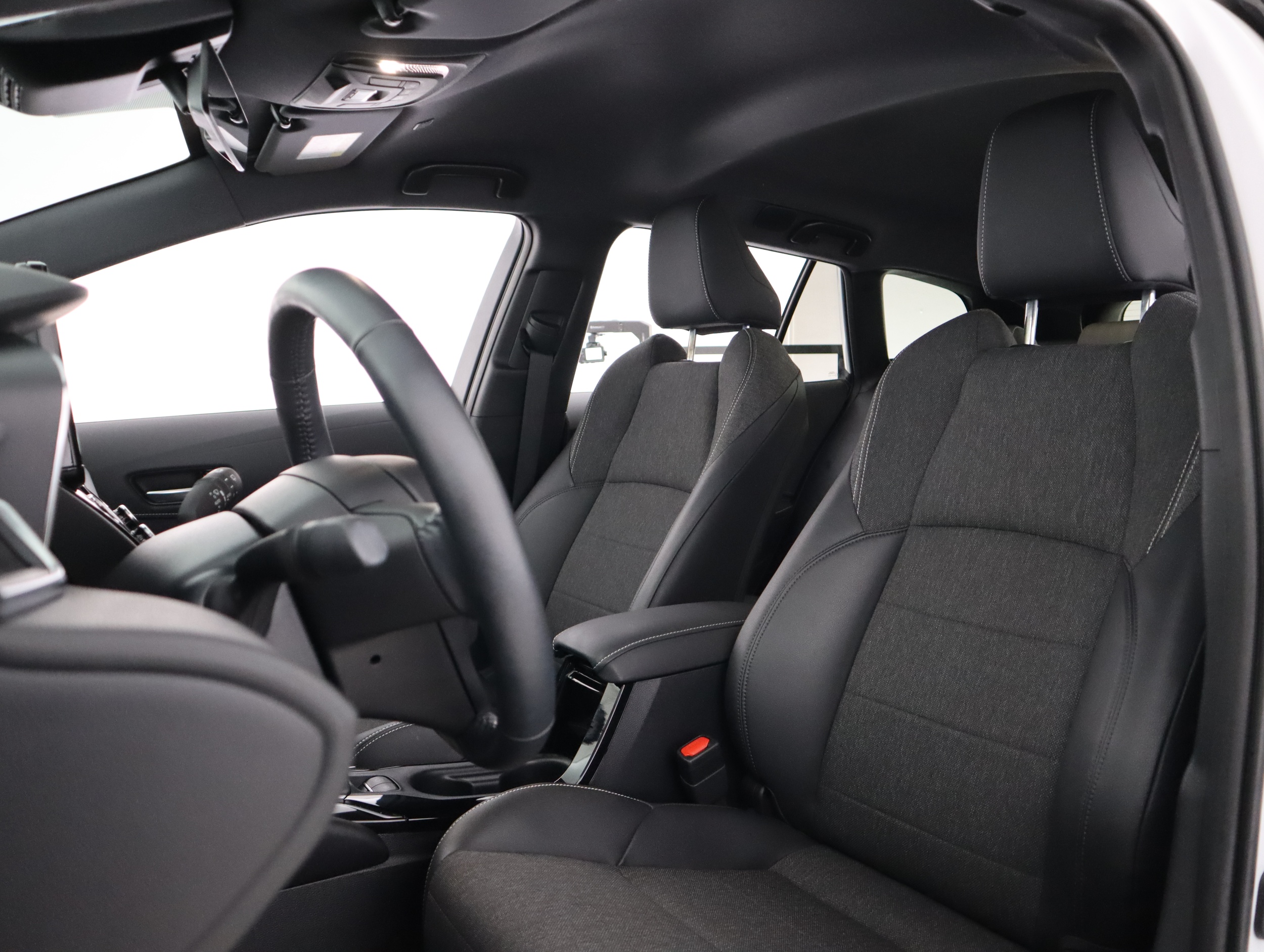 TOYOTA Corolla 2024