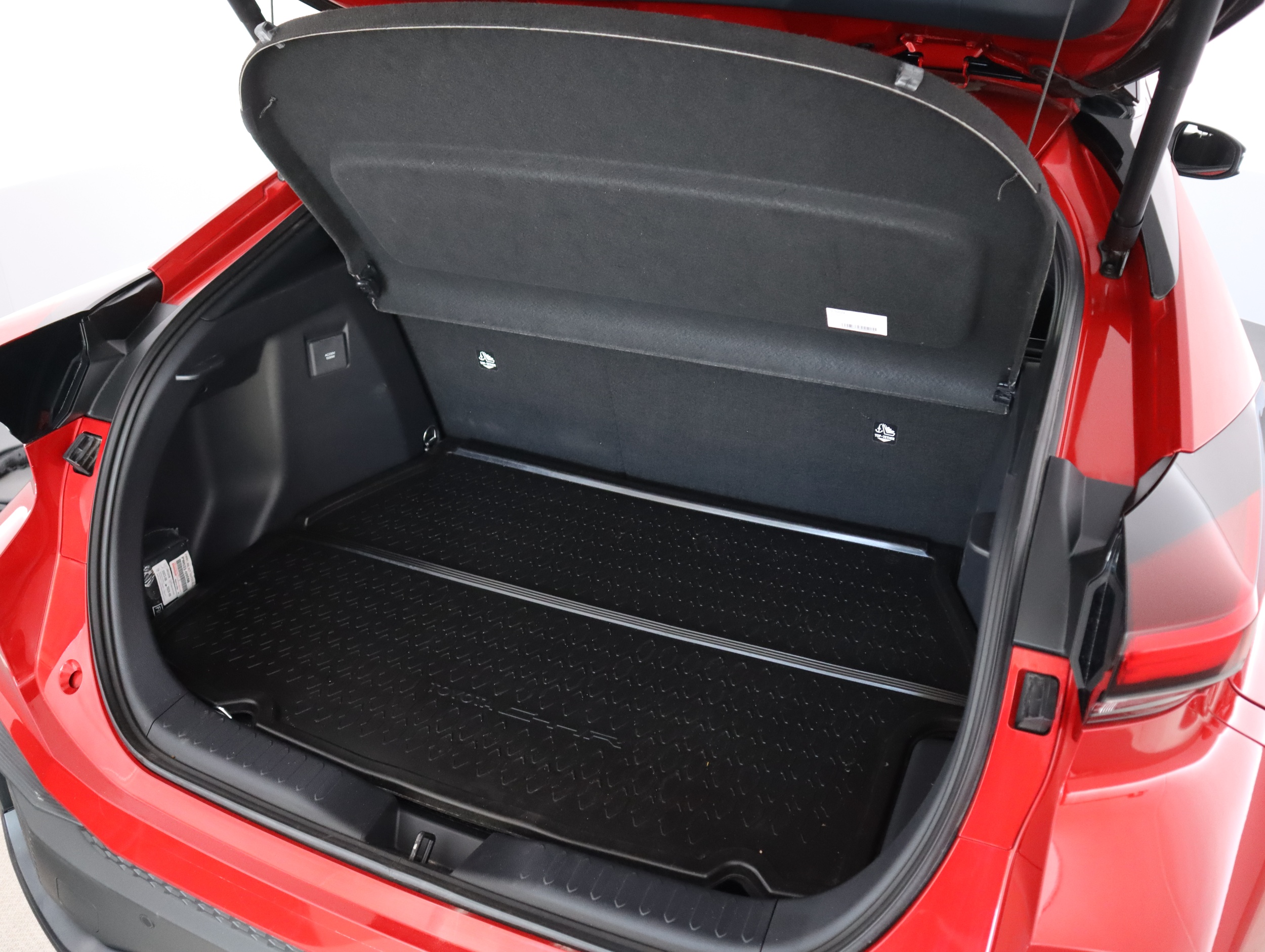 TOYOTA C-HR 2024