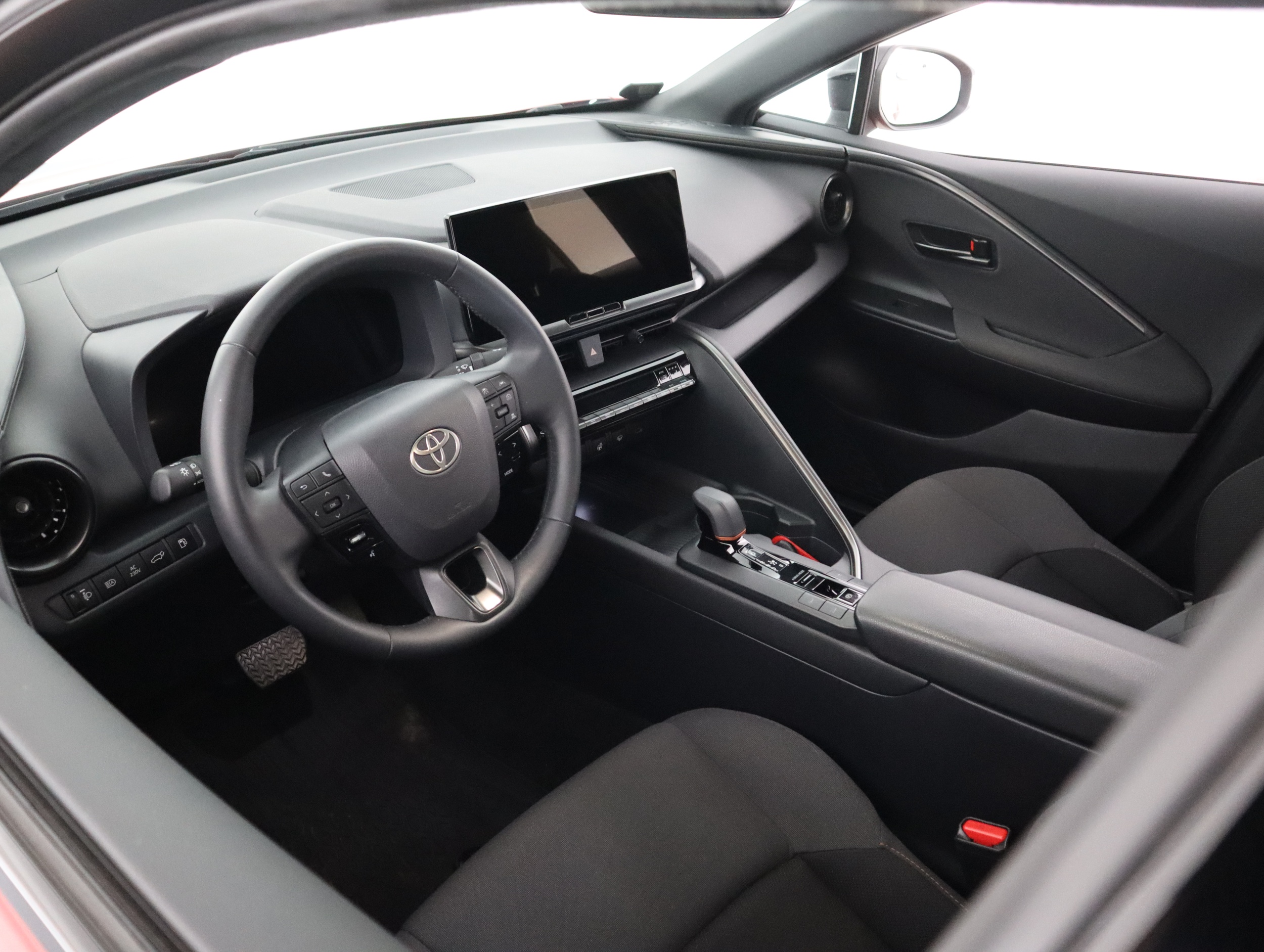 TOYOTA C-HR 2024