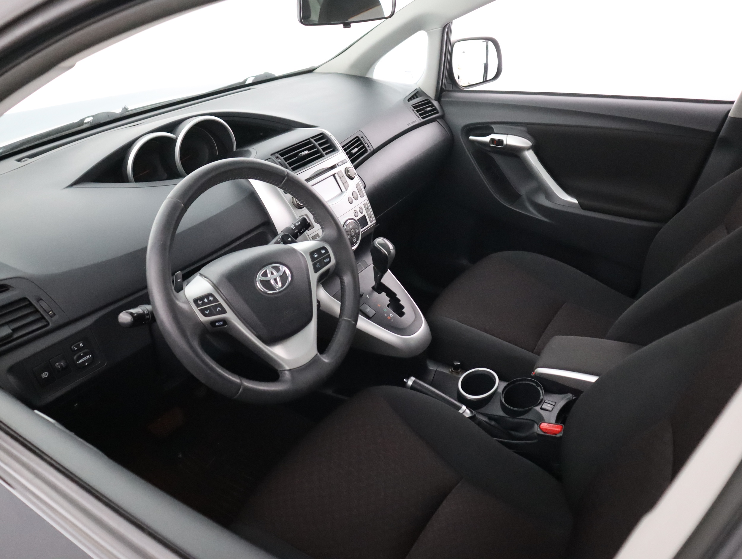 TOYOTA VERSO 2012