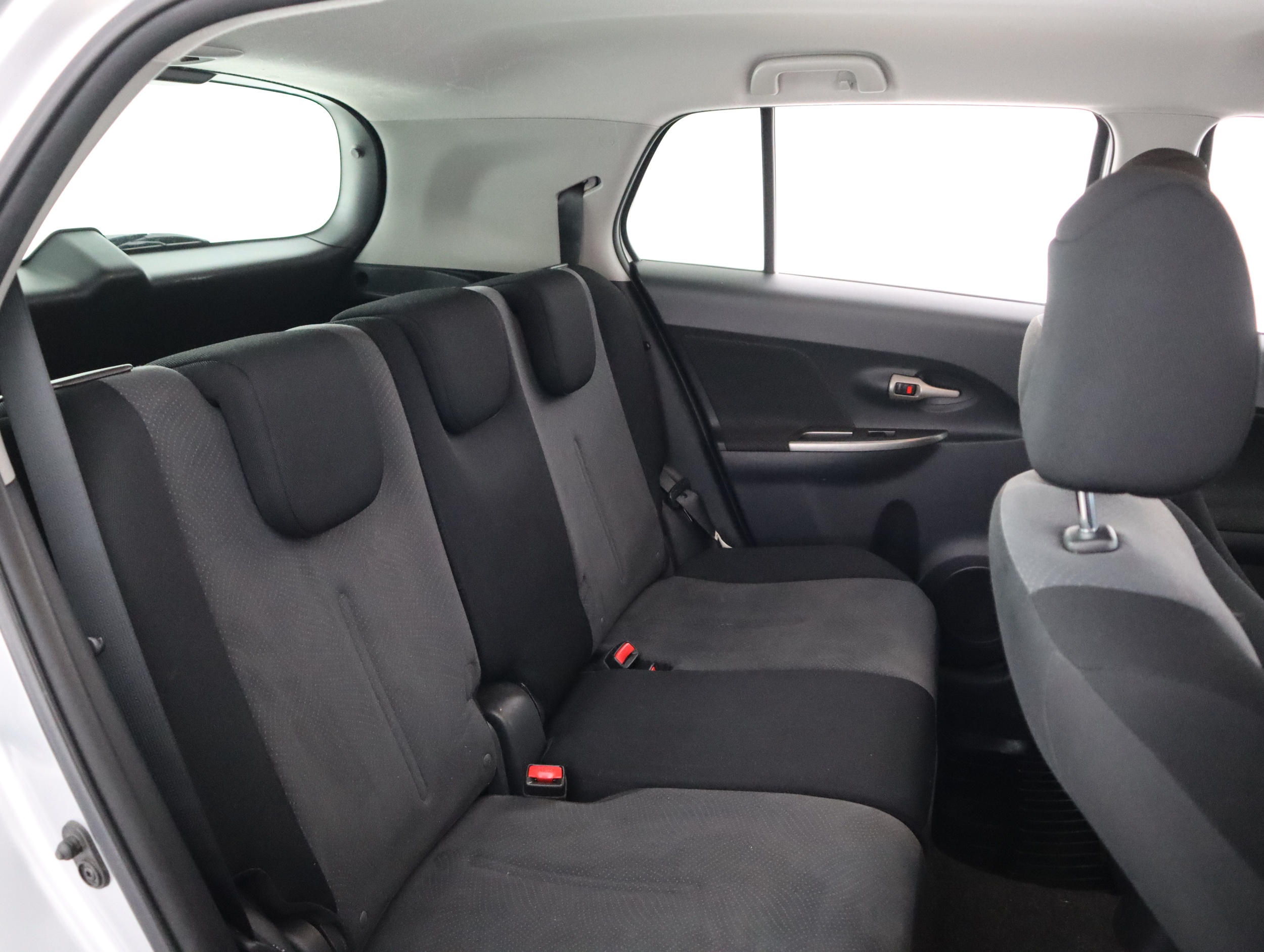 TOYOTA URBAN CRUISER 2012