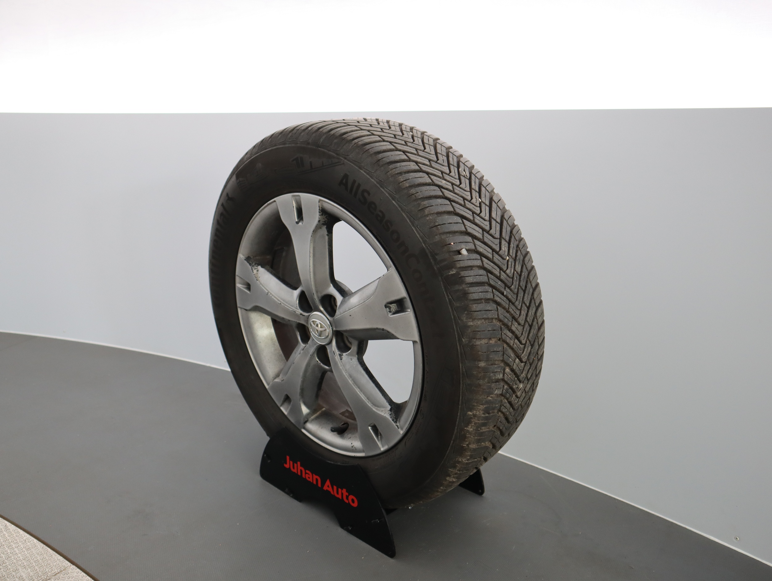 TOYOTA URBAN CRUISER 2012