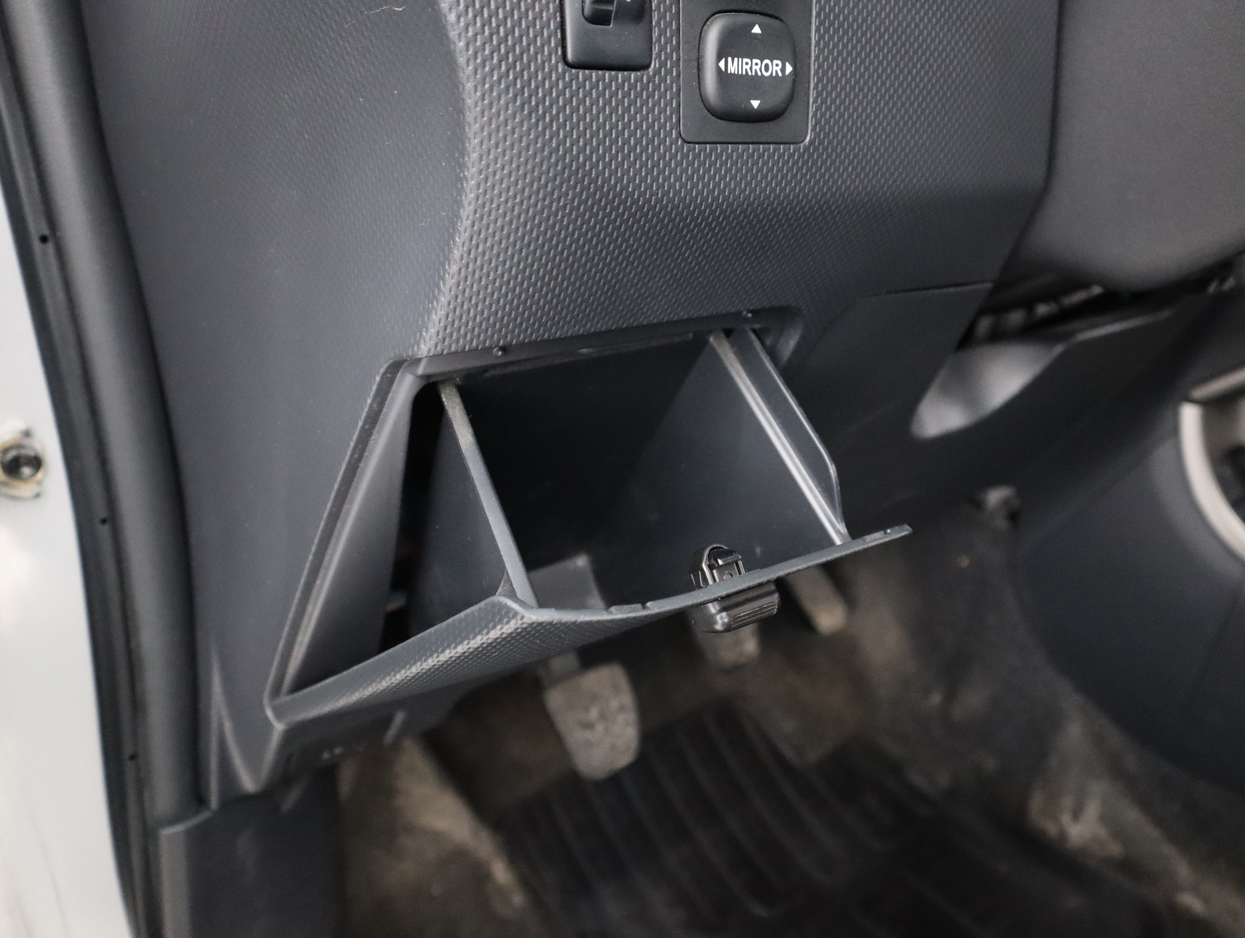 TOYOTA URBAN CRUISER 2012