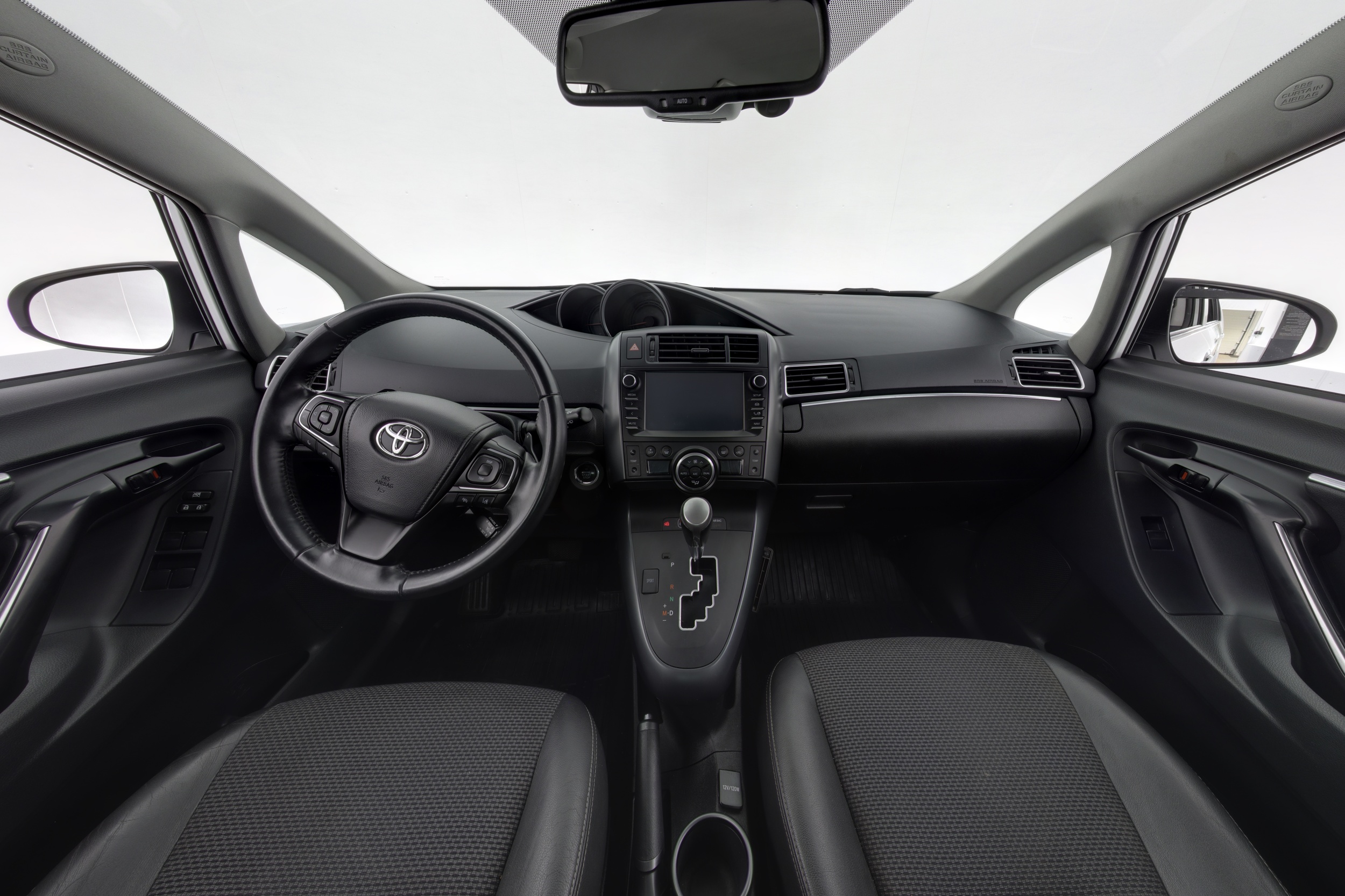 TOYOTA VERSO 2017