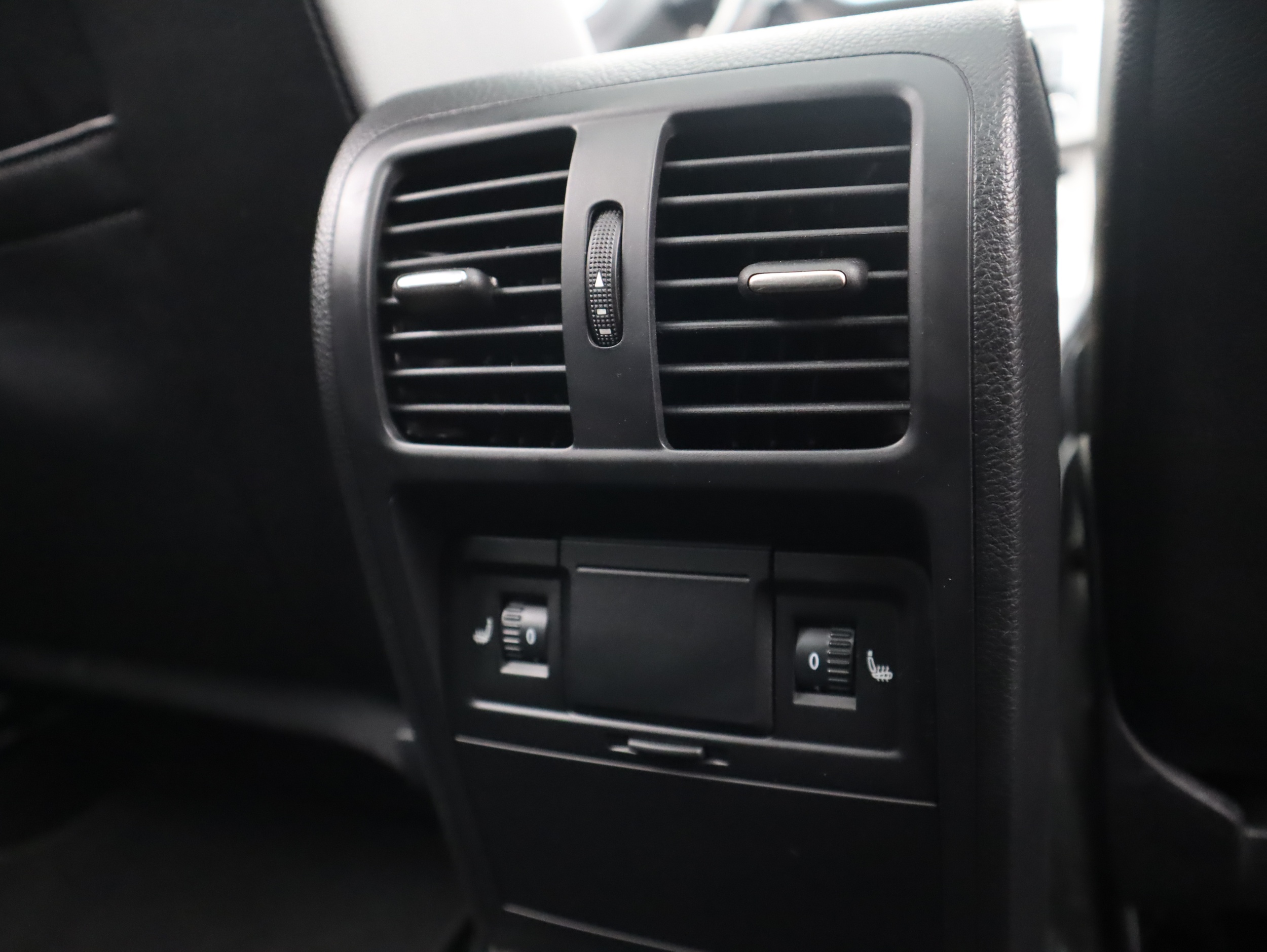 VOLKSWAGEN Passat 2013