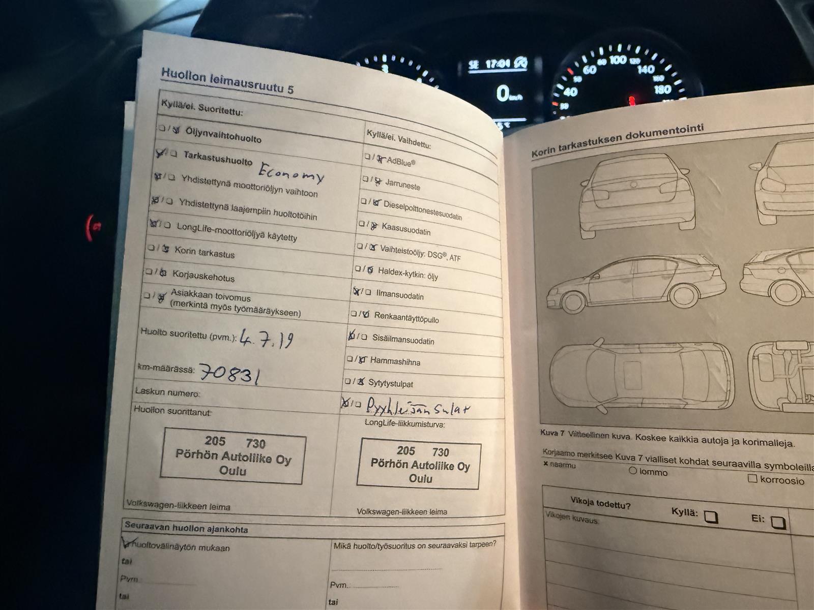 VOLKSWAGEN Passat 2013