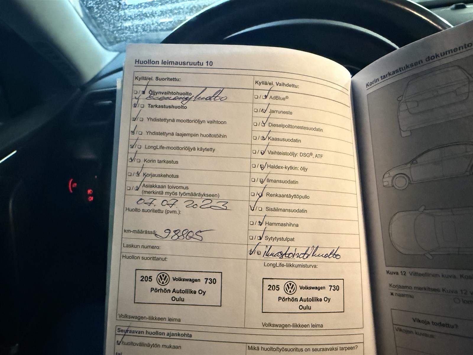 VOLKSWAGEN Passat 2013