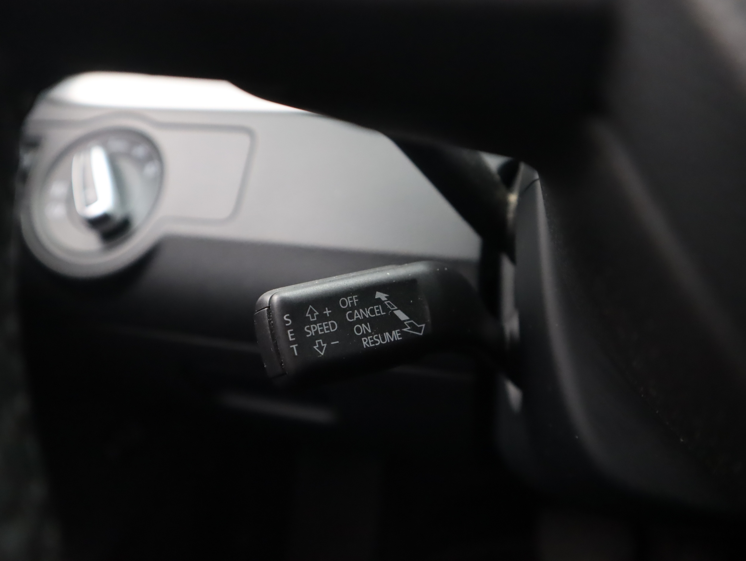 VOLKSWAGEN Passat 2013