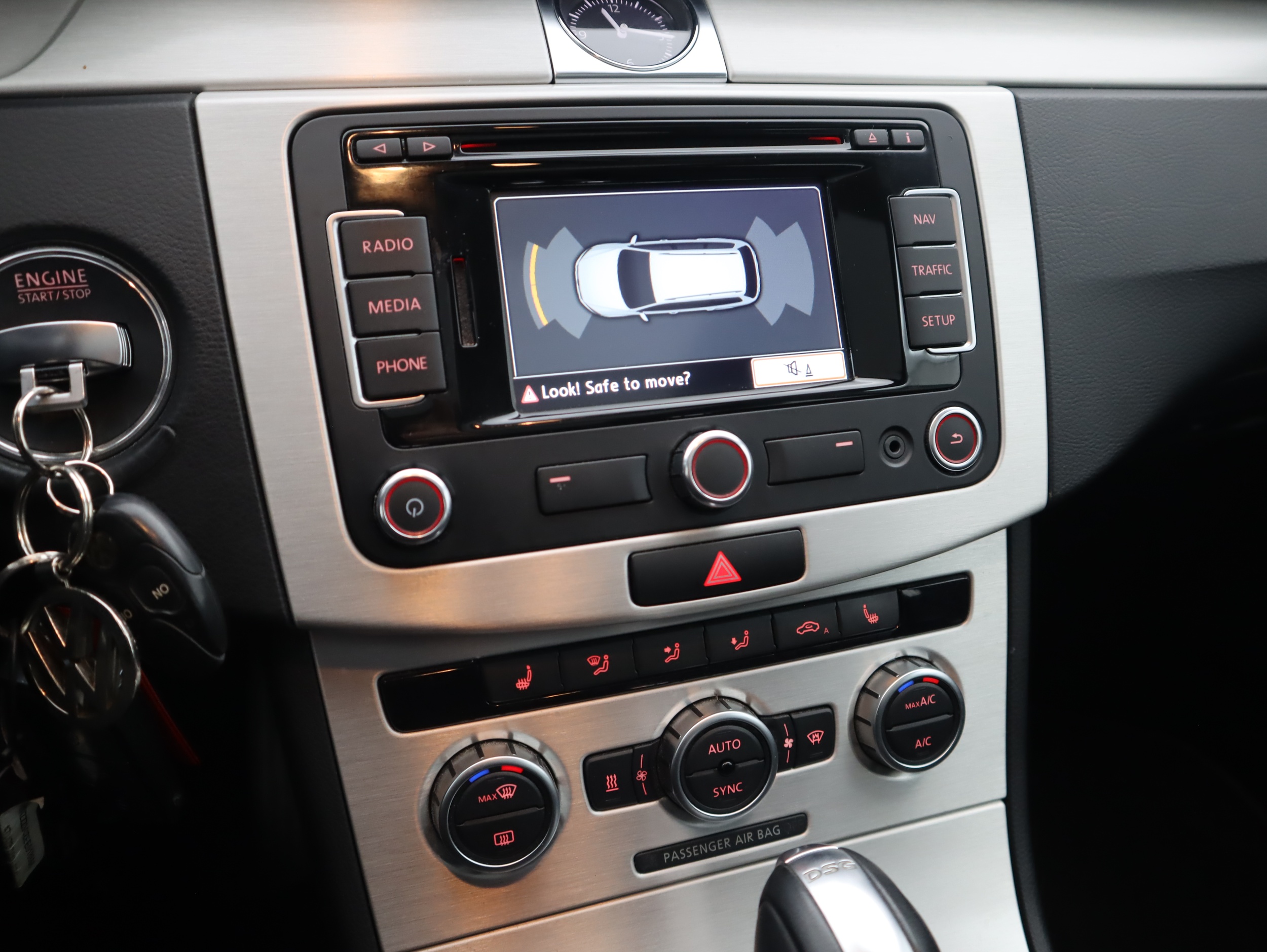 VOLKSWAGEN Passat 2013