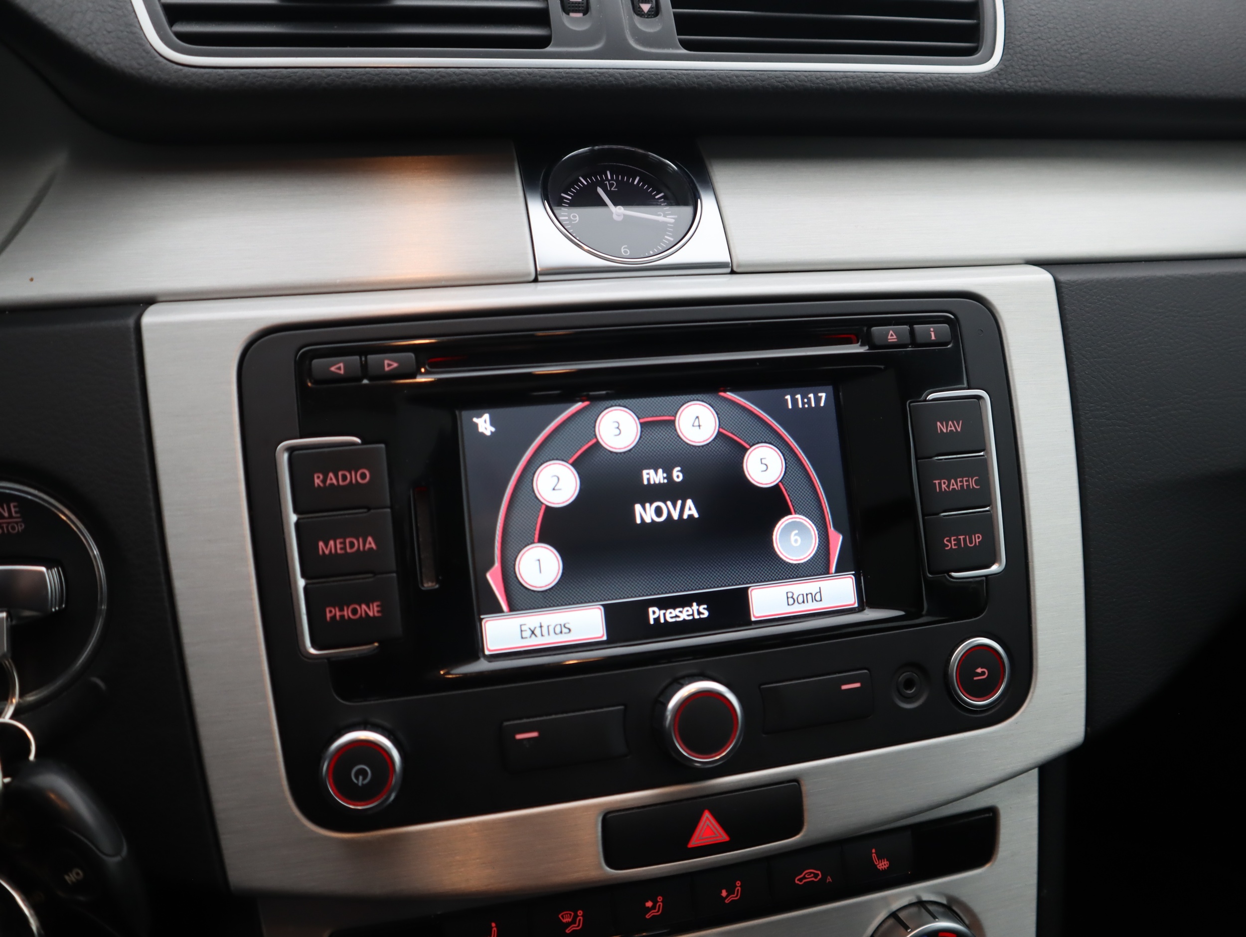 VOLKSWAGEN Passat 2013