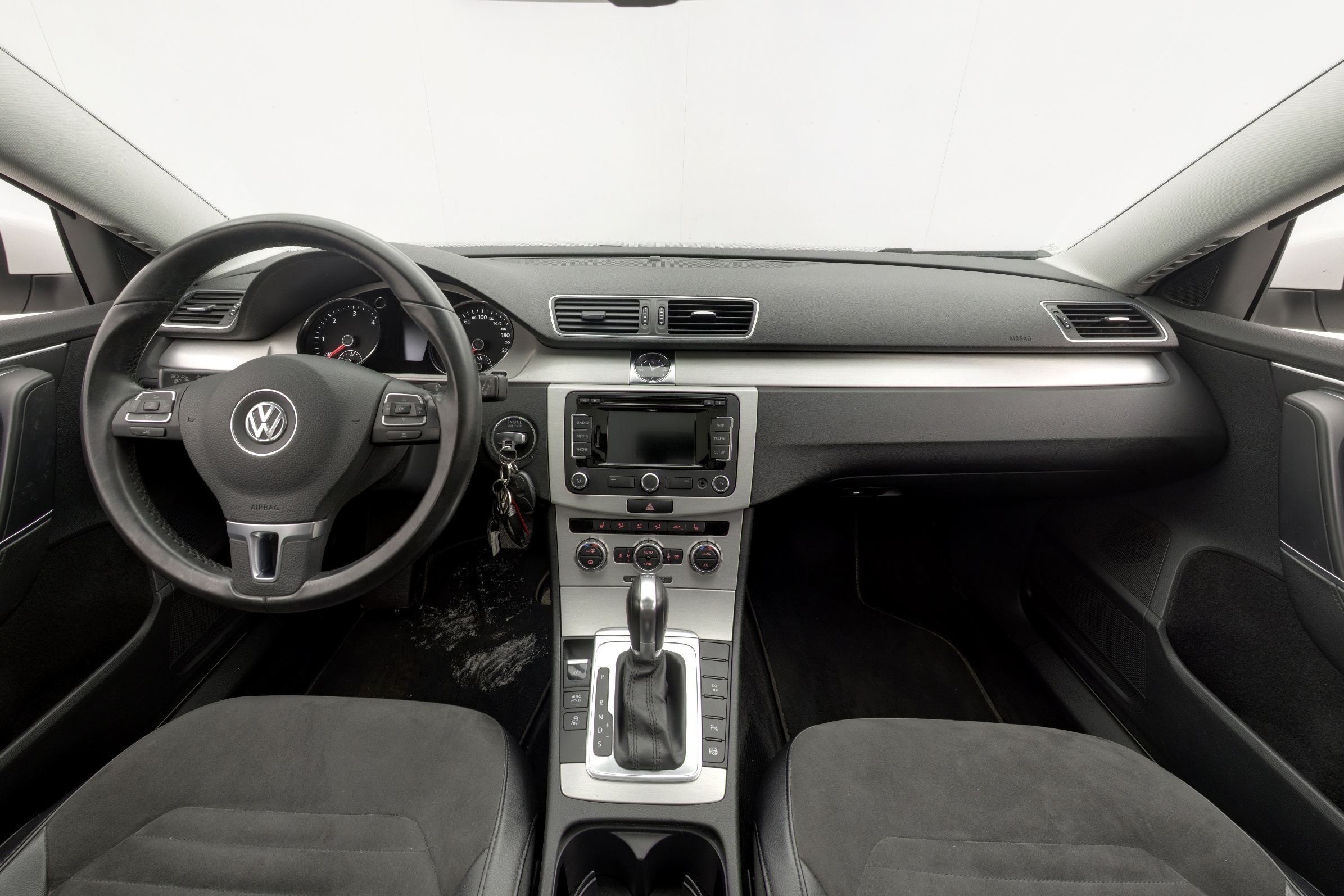 VOLKSWAGEN Passat 2013