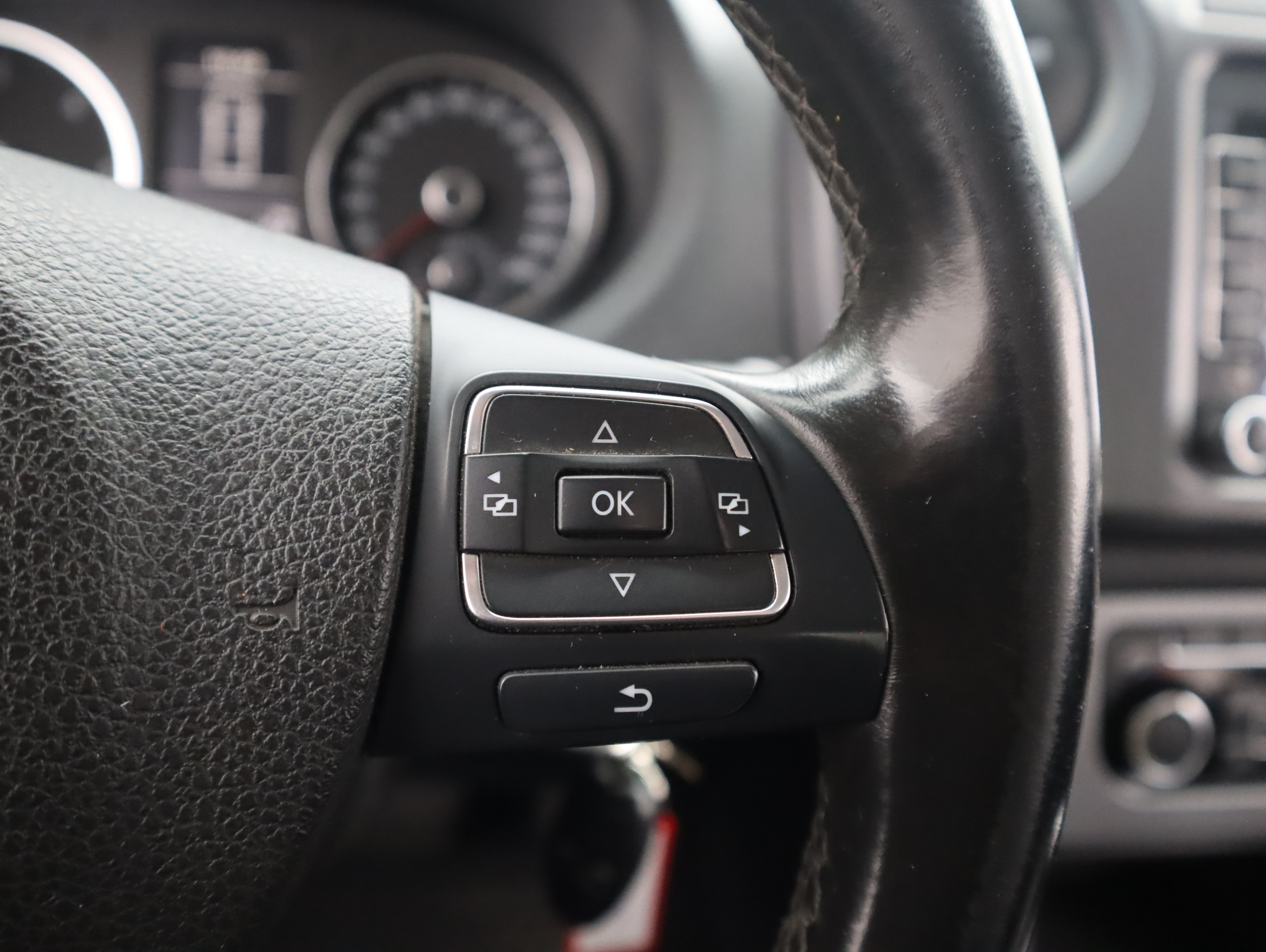 VOLKSWAGEN AMAROK 2015