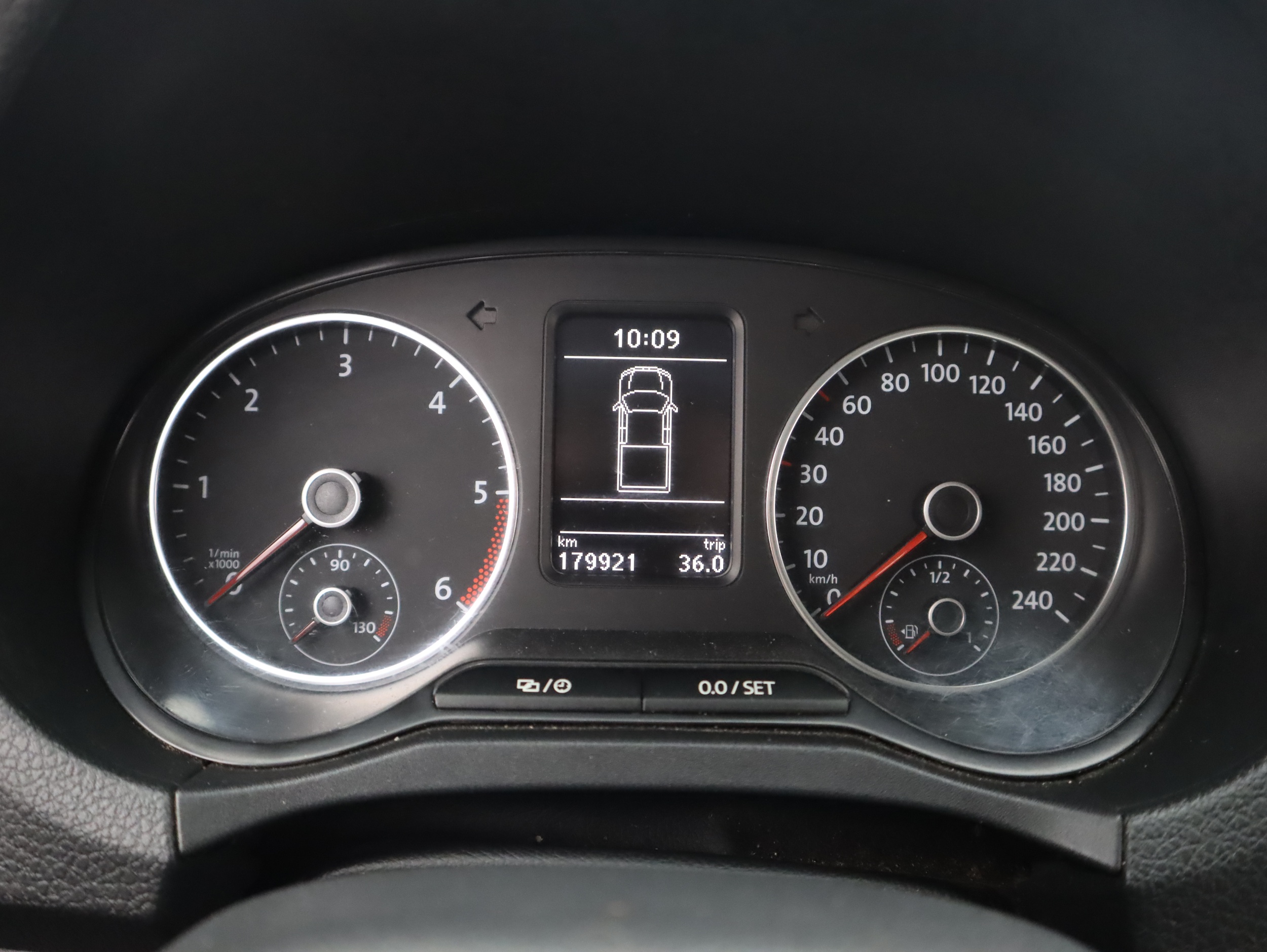 VOLKSWAGEN AMAROK 2015