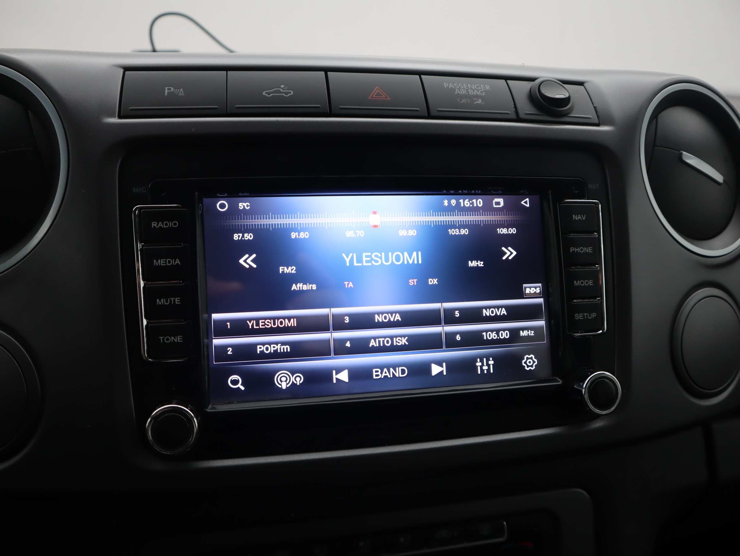 VOLKSWAGEN AMAROK 2015