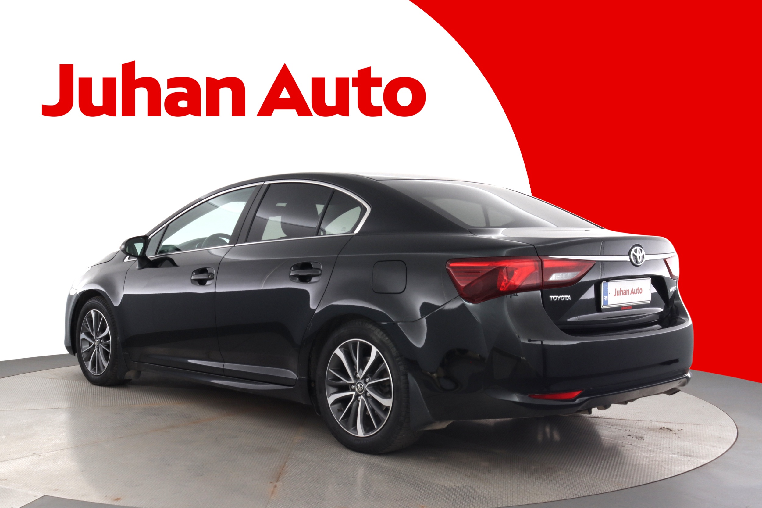 TOYOTA Avensis 2015