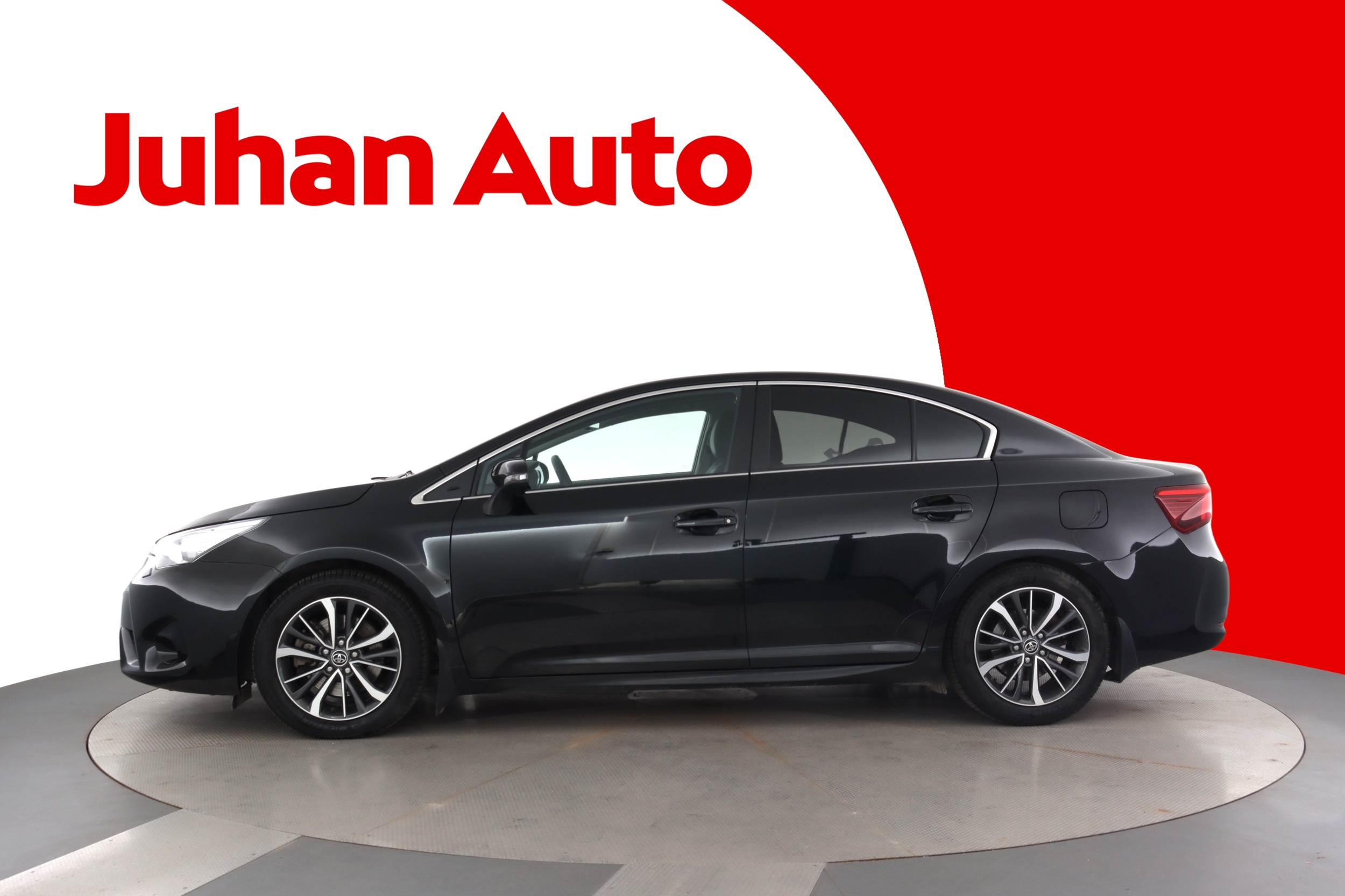 TOYOTA Avensis 2015