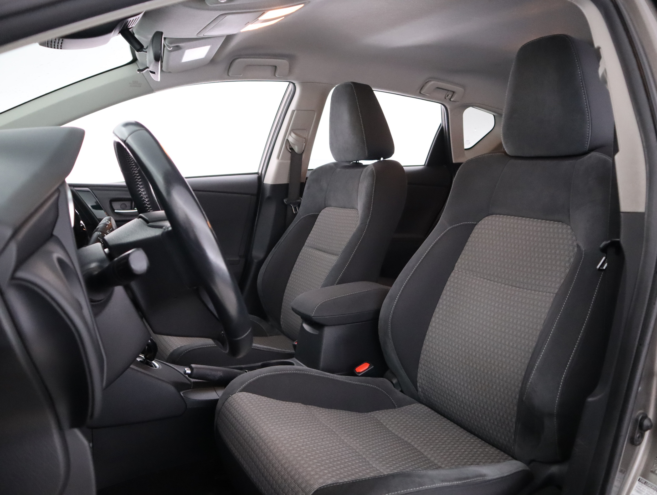 TOYOTA Auris 2018