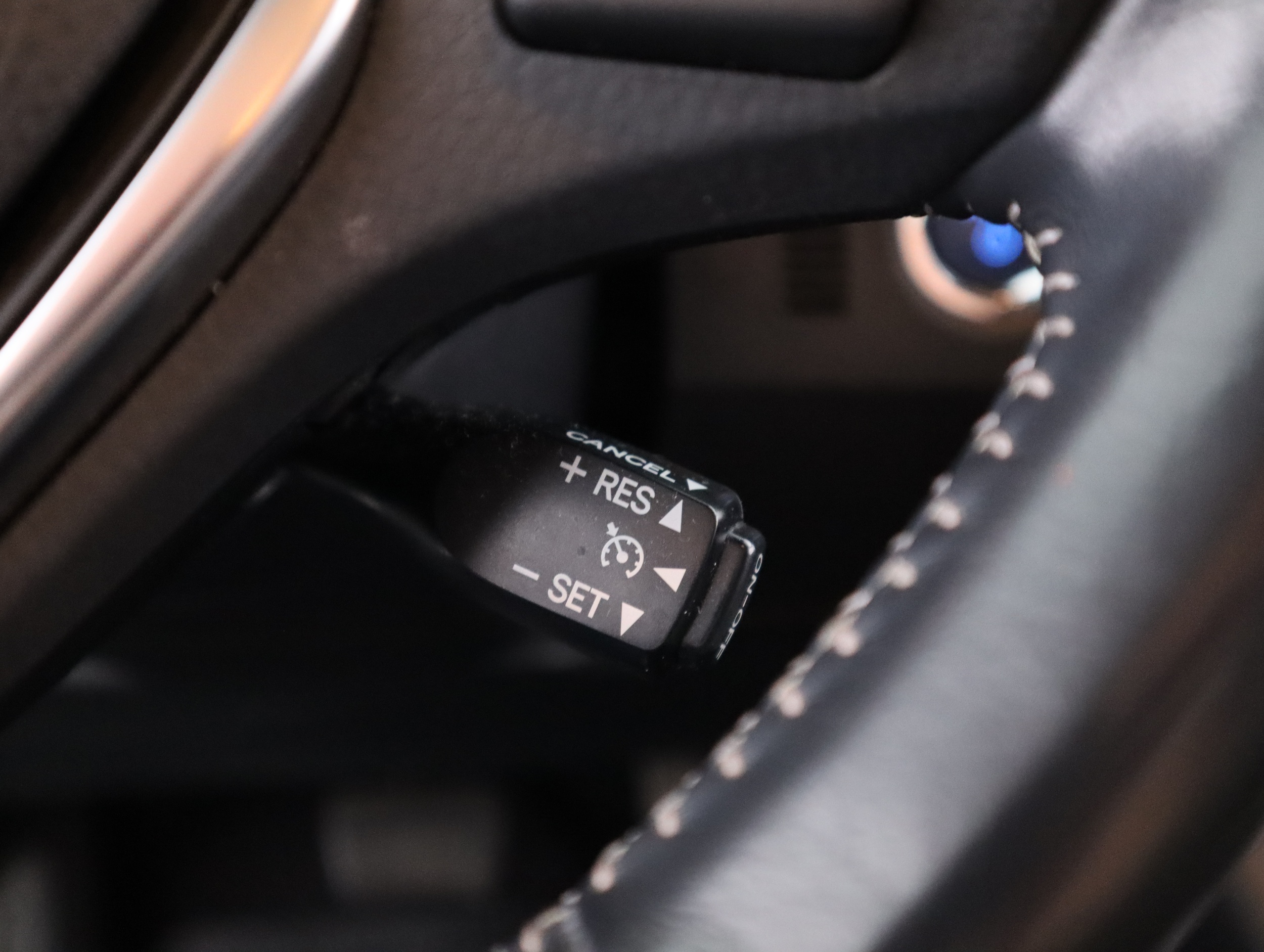 TOYOTA Auris 2018