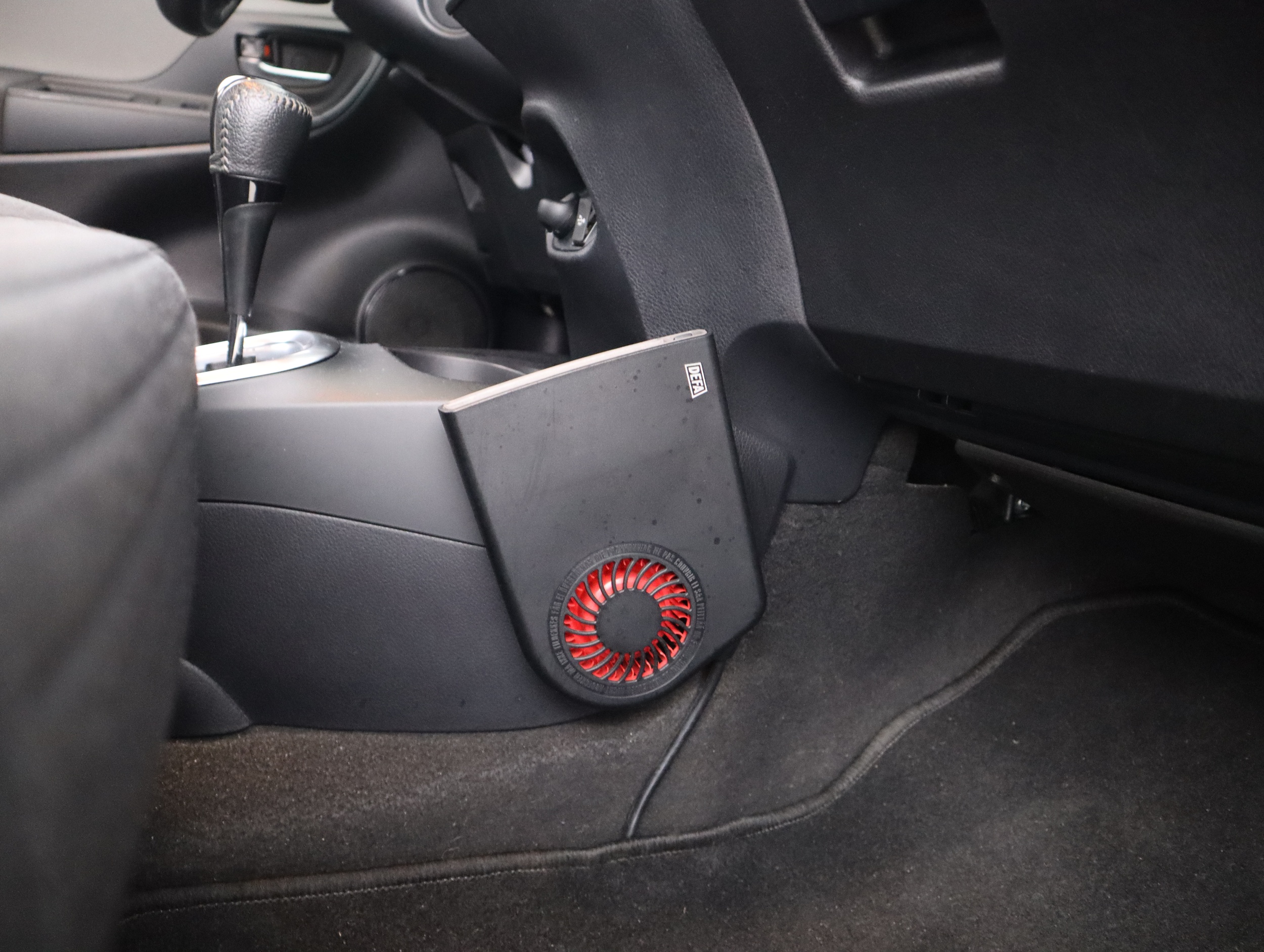 TOYOTA Yaris 2018
