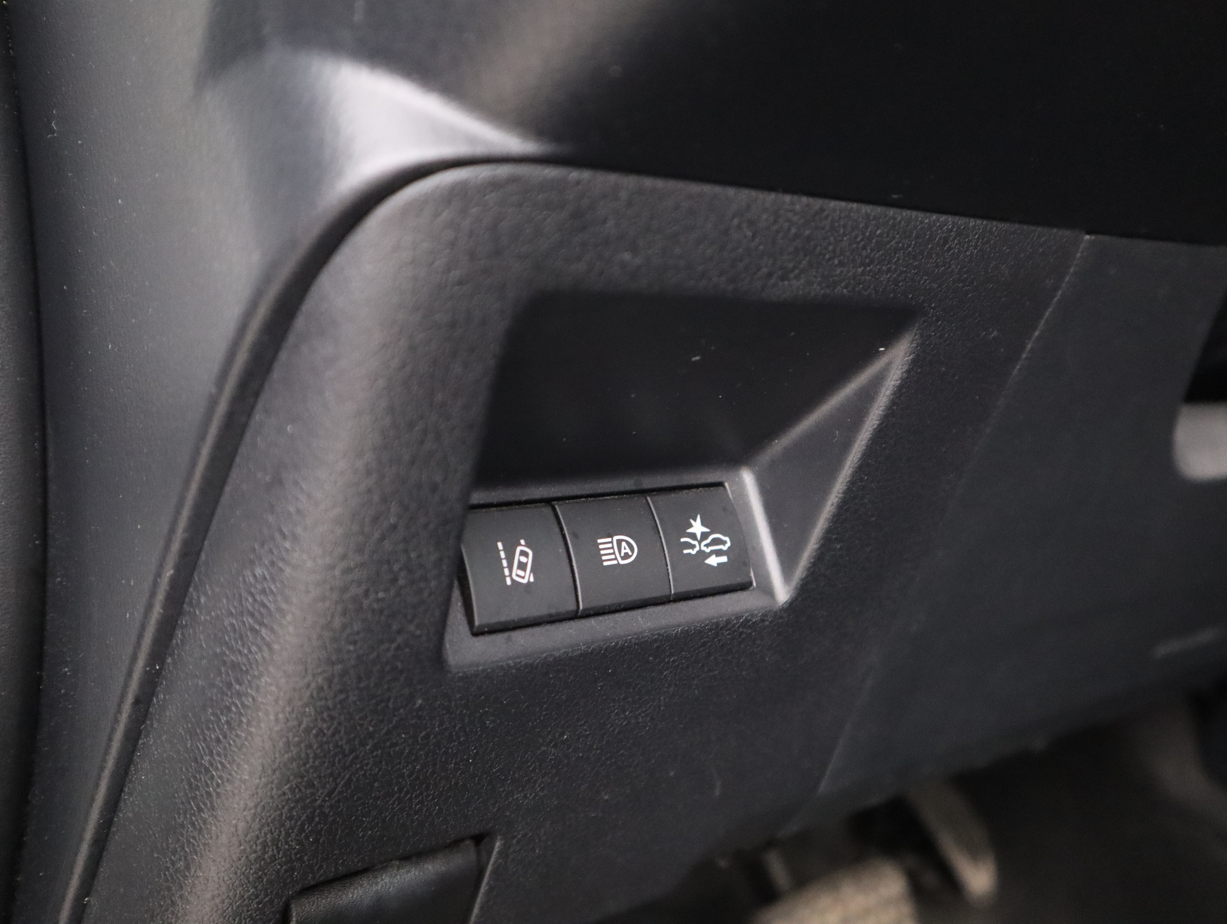 TOYOTA Yaris 2018