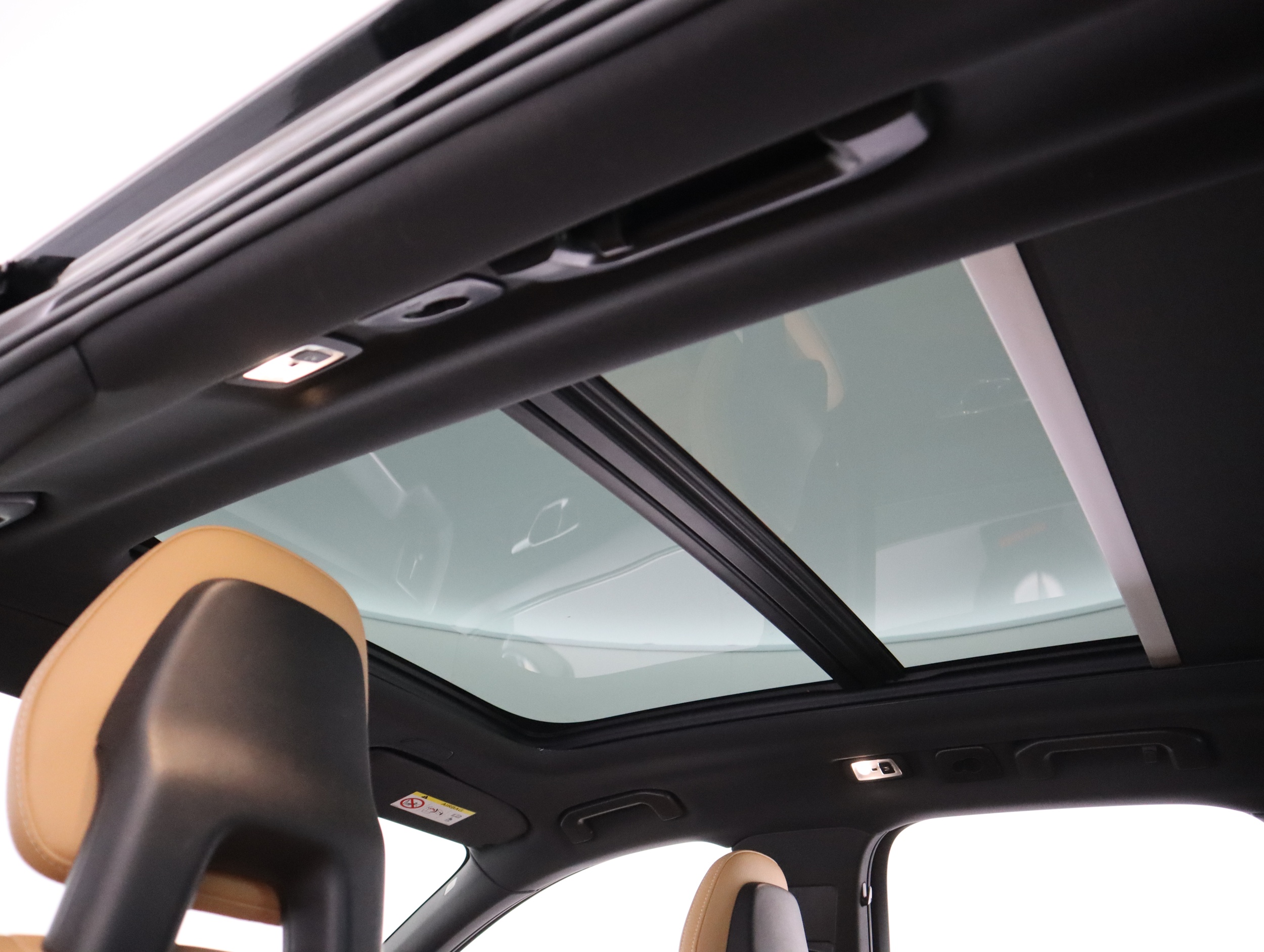 VOLVO XC60 2018