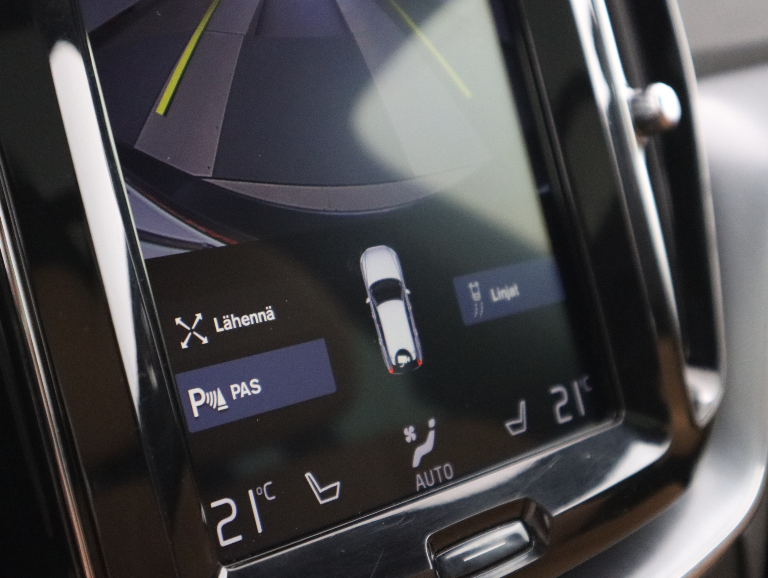 VOLVO XC60 2018