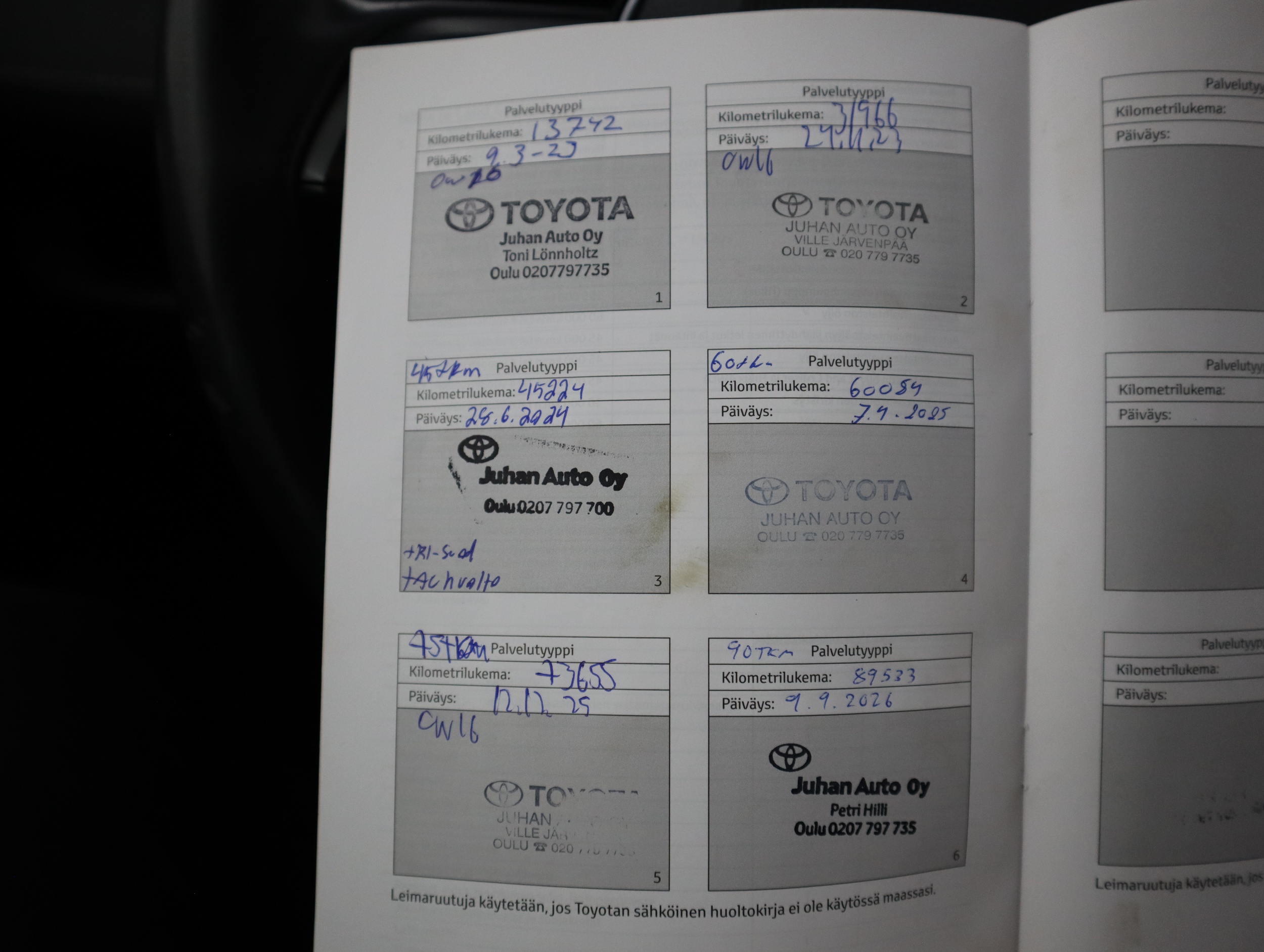 TOYOTA RAV4 31