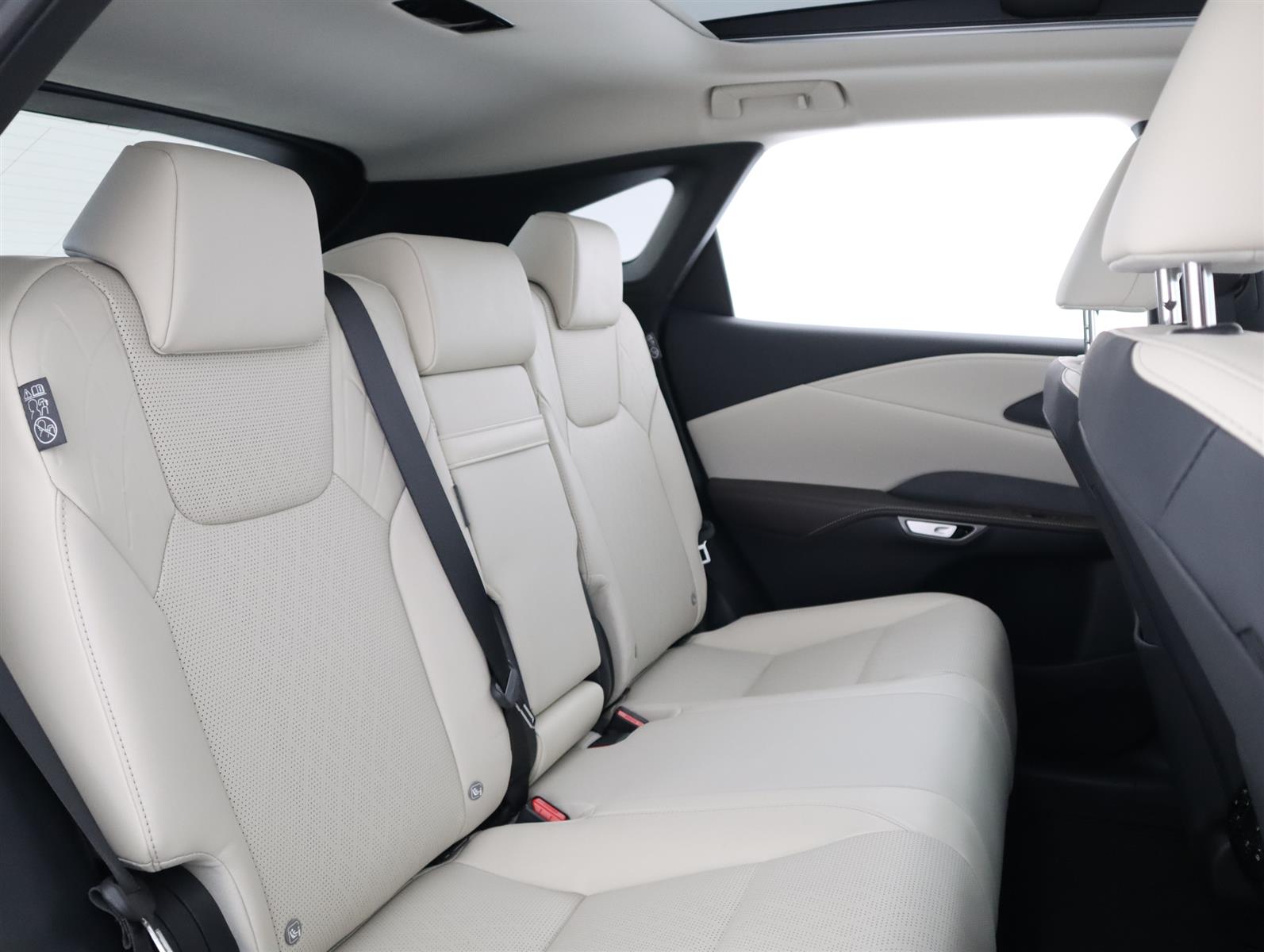 Lexus RX 2025