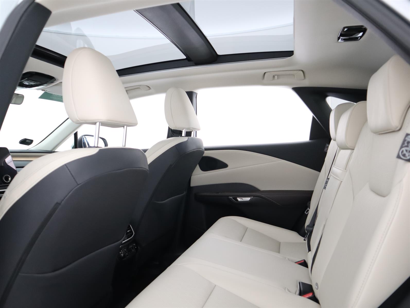 Lexus RX 2025