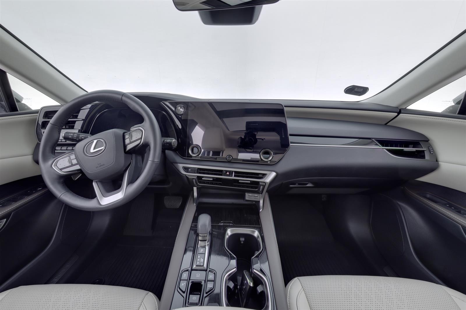Lexus RX 2025