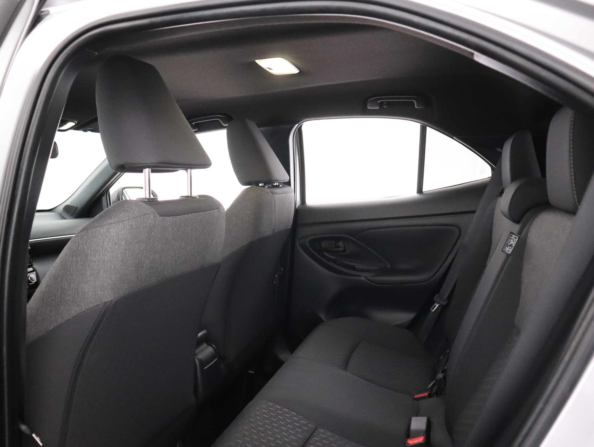 TOYOTA Yaris Cross 2025