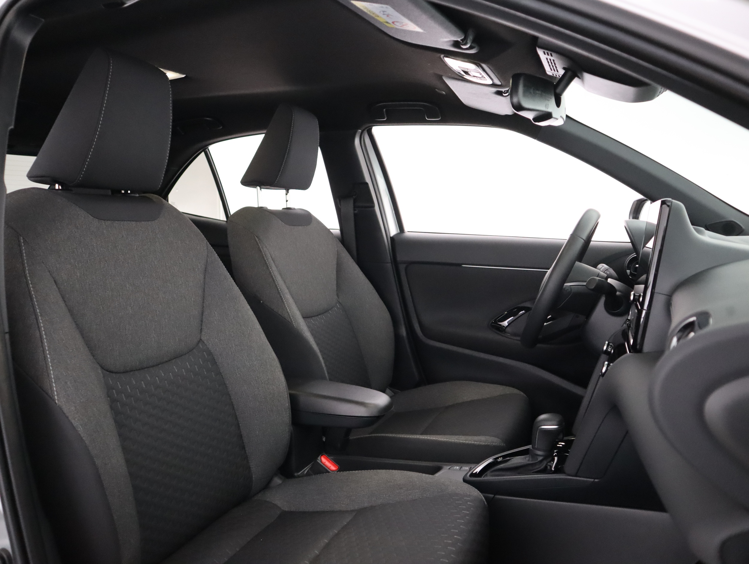 TOYOTA Yaris Cross 2025