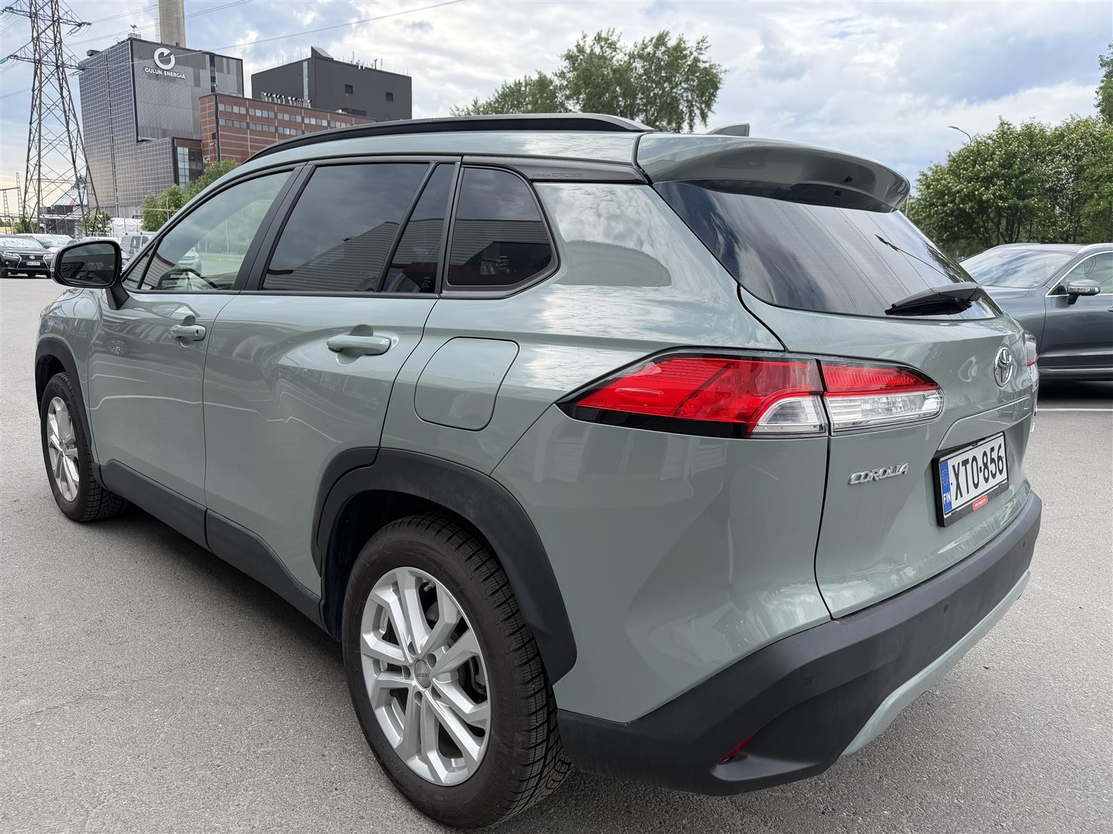 TOYOTA Corolla Cross 2025