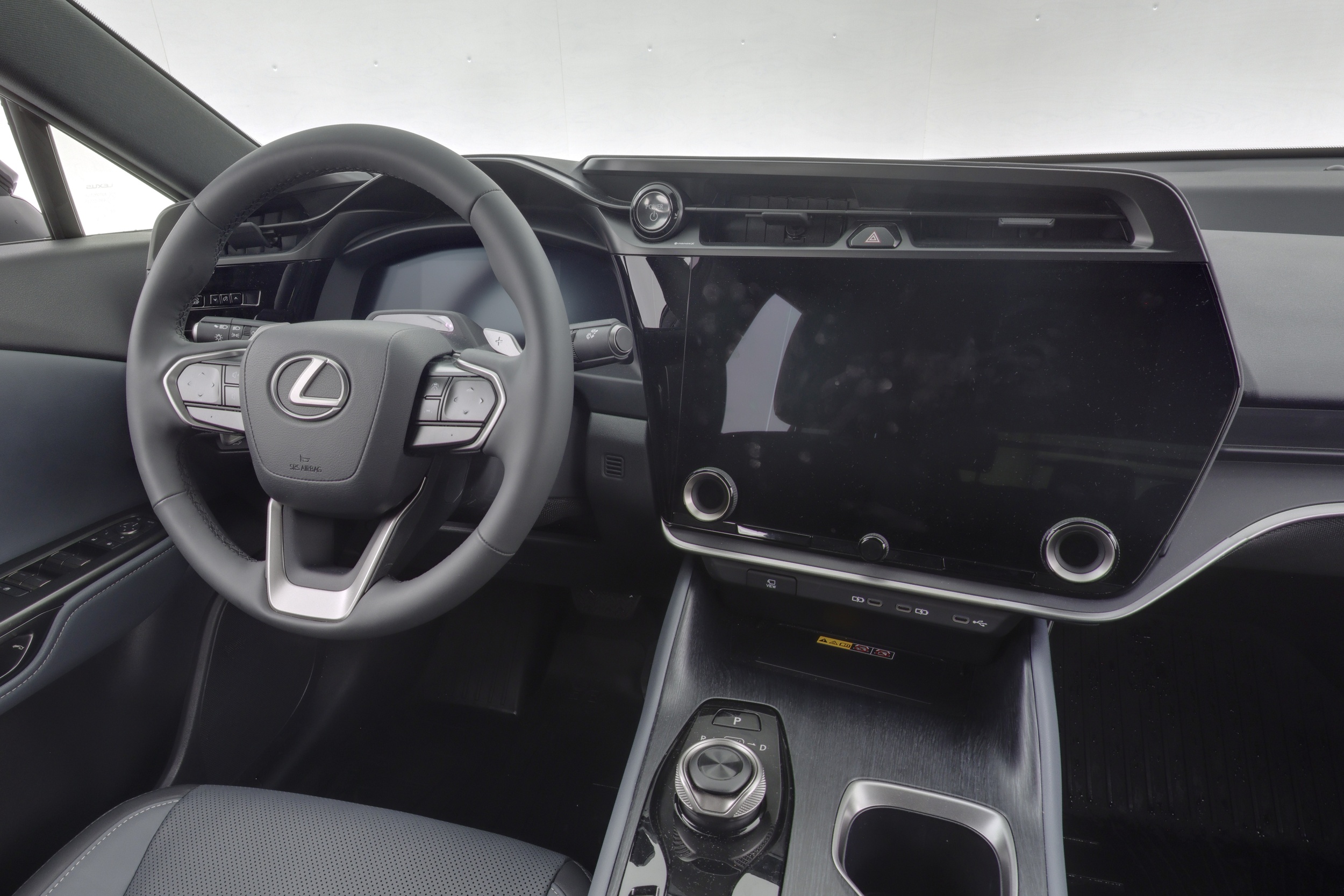 LEXUS RZ 2026