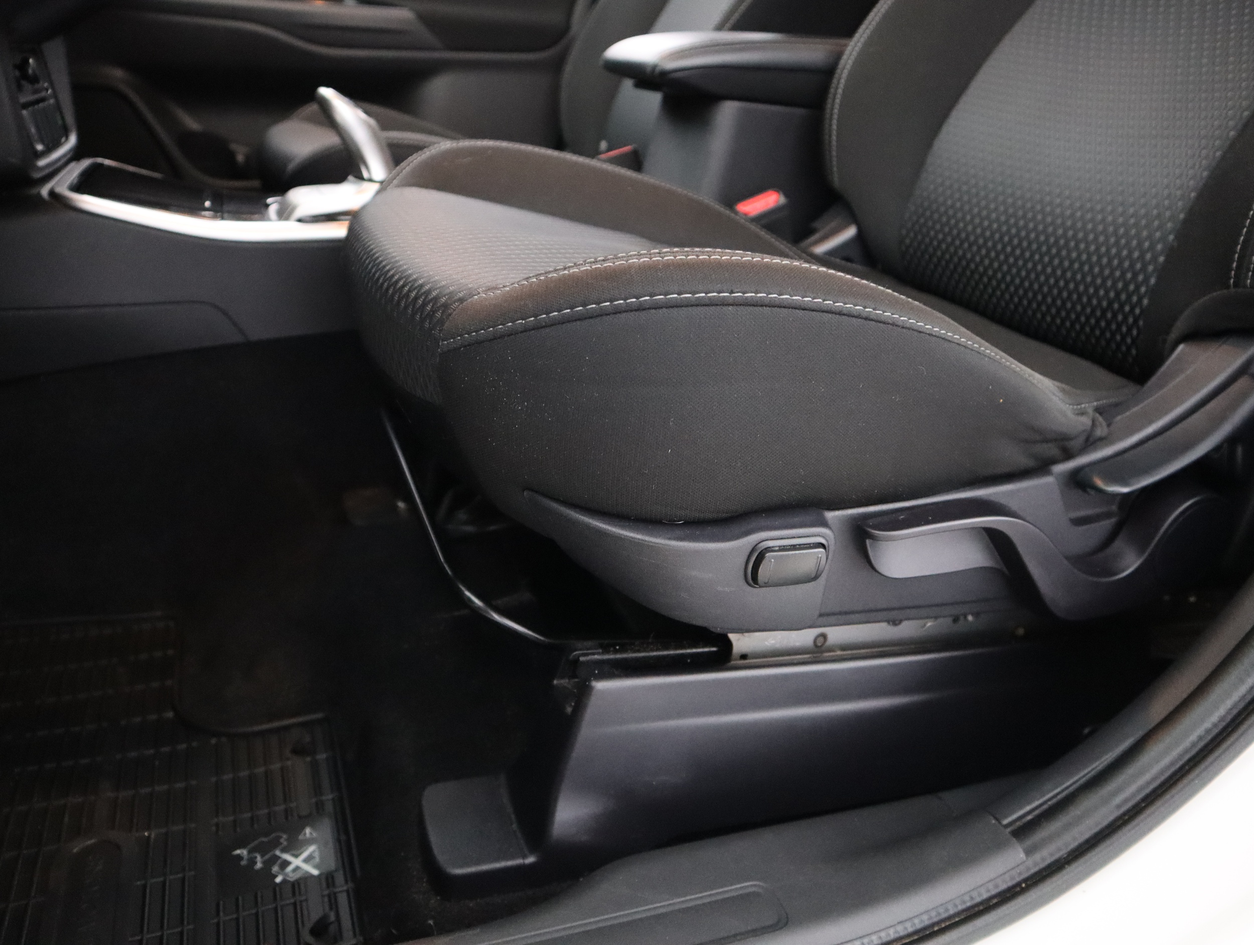 MITSUBISHI OUTLANDER PHEV 2021