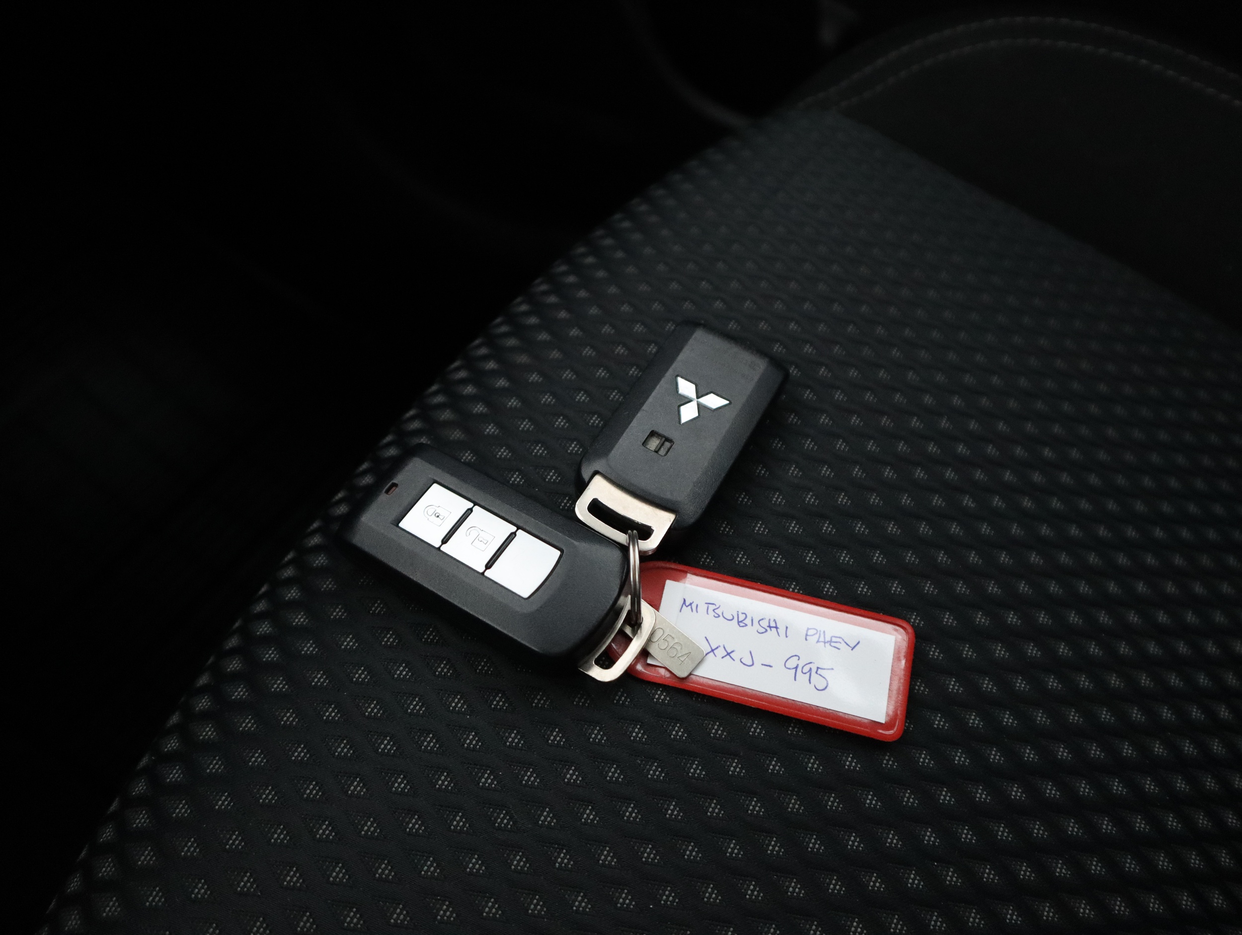 MITSUBISHI OUTLANDER PHEV 2021