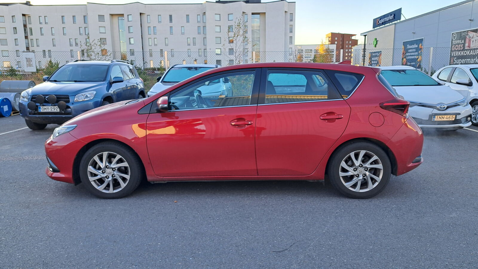 TOYOTA Auris 2015