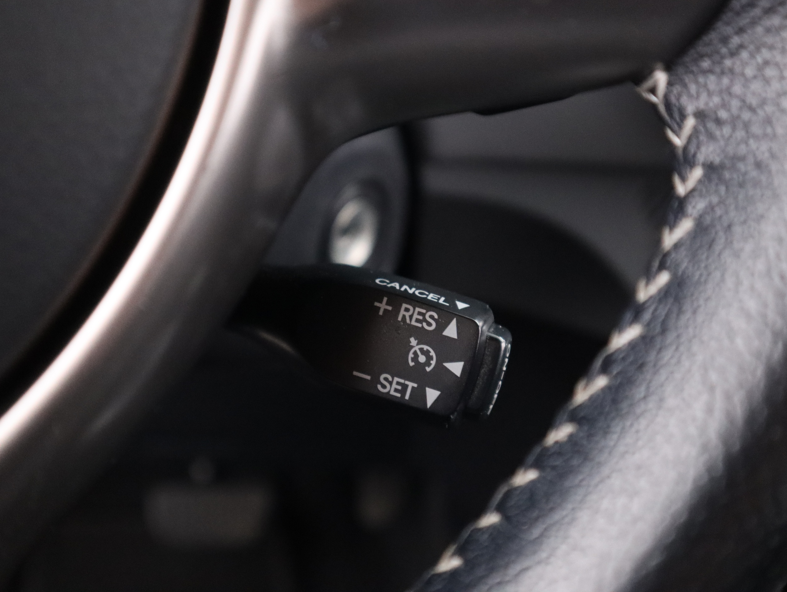 TOYOTA Yaris 2015