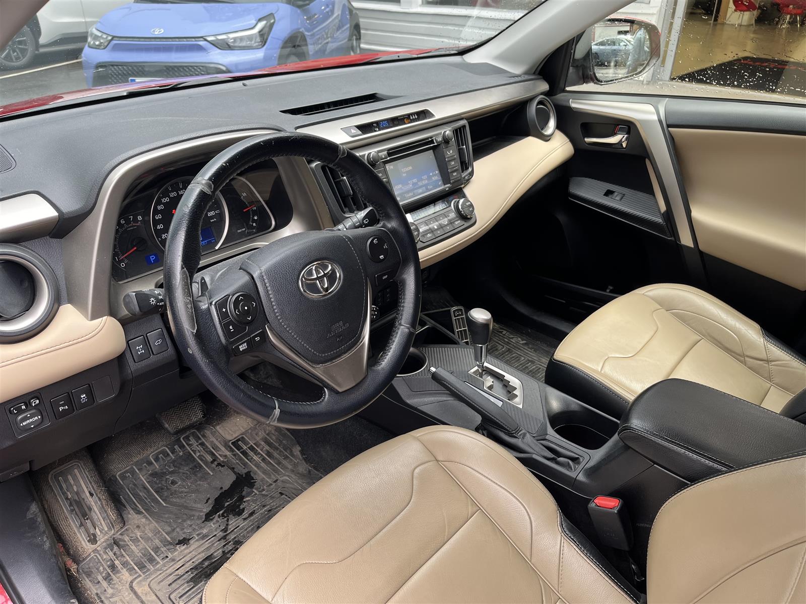 TOYOTA RAV4 2014