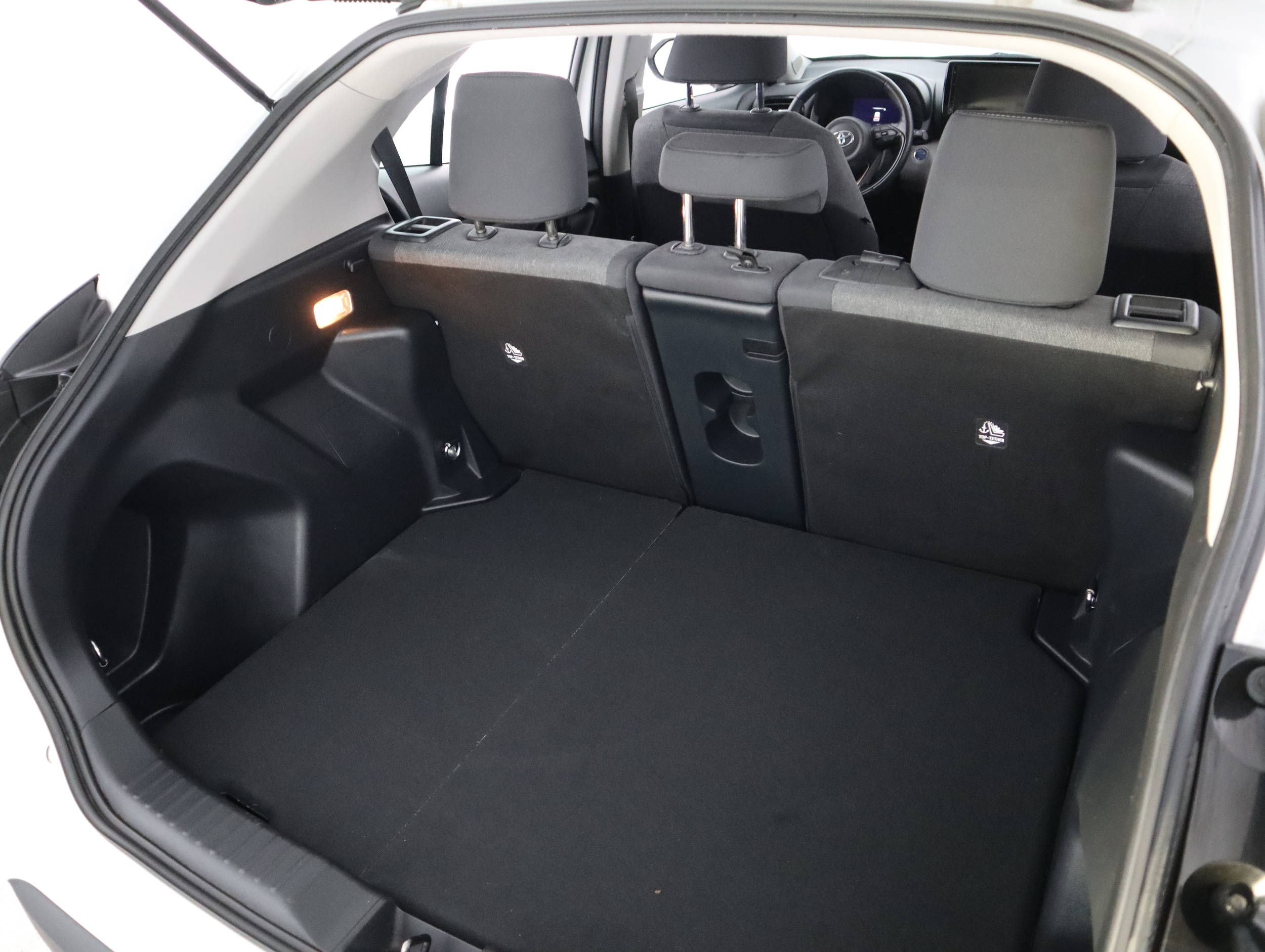 TOYOTA Yaris Cross 2022