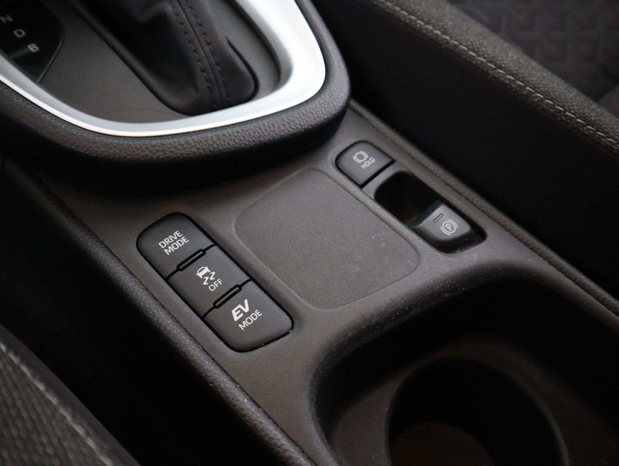 TOYOTA Yaris Cross 2022