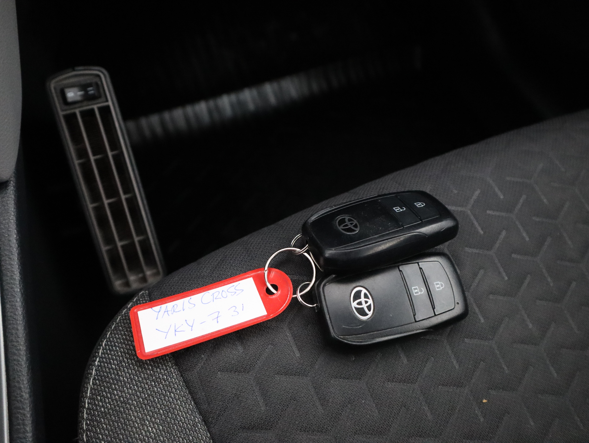 TOYOTA Yaris Cross 2022