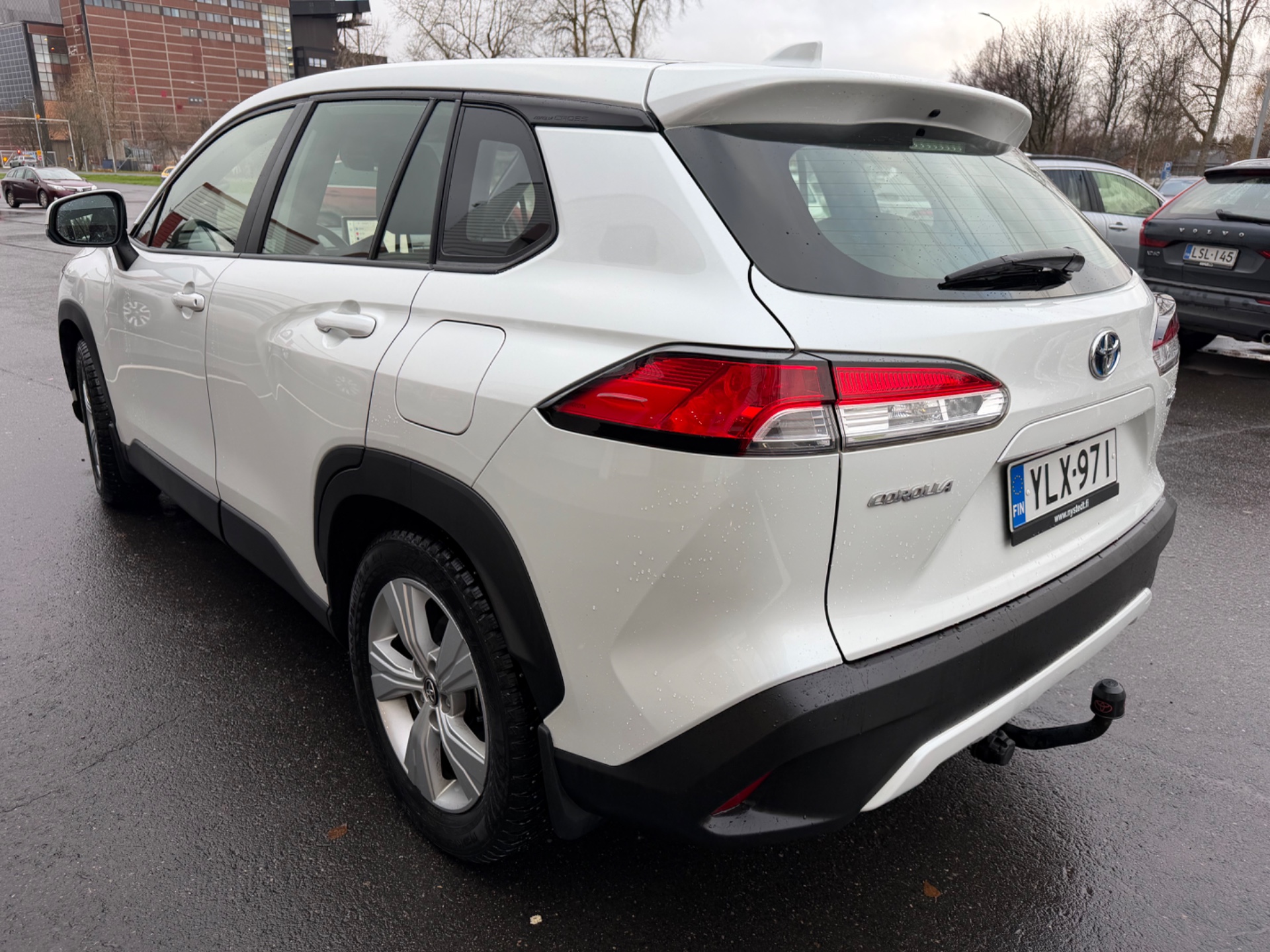 TOYOTA Corolla Cross 2023