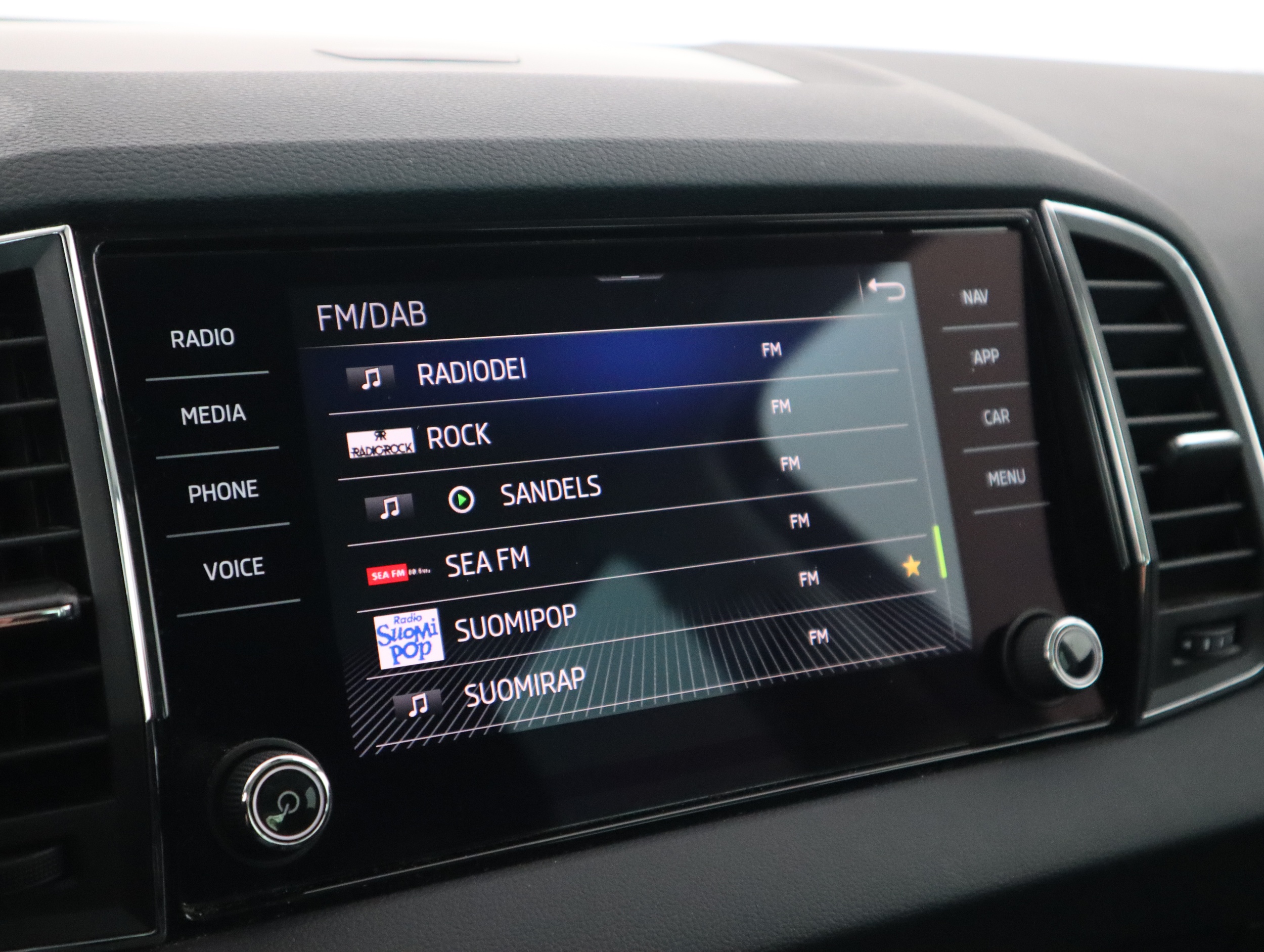 SKODA Karoq 2021