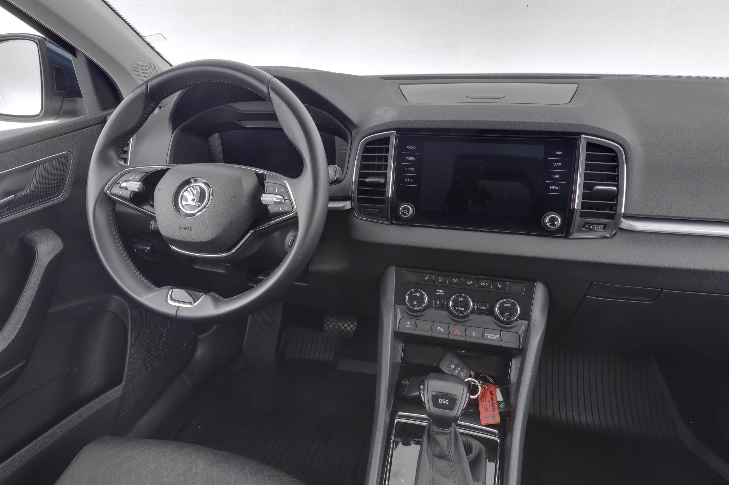SKODA Karoq 2021