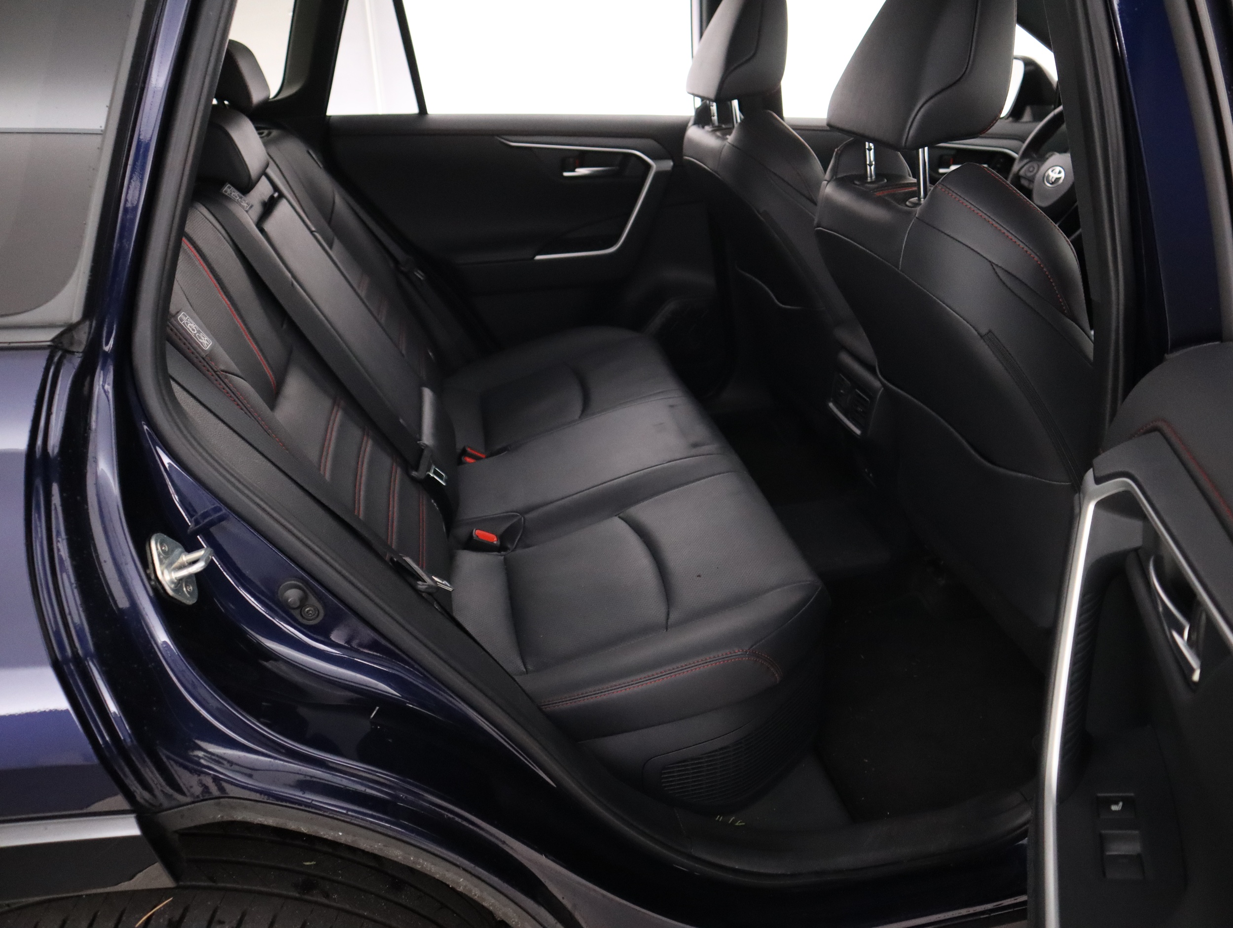 TOYOTA RAV4 Plug-in 2024